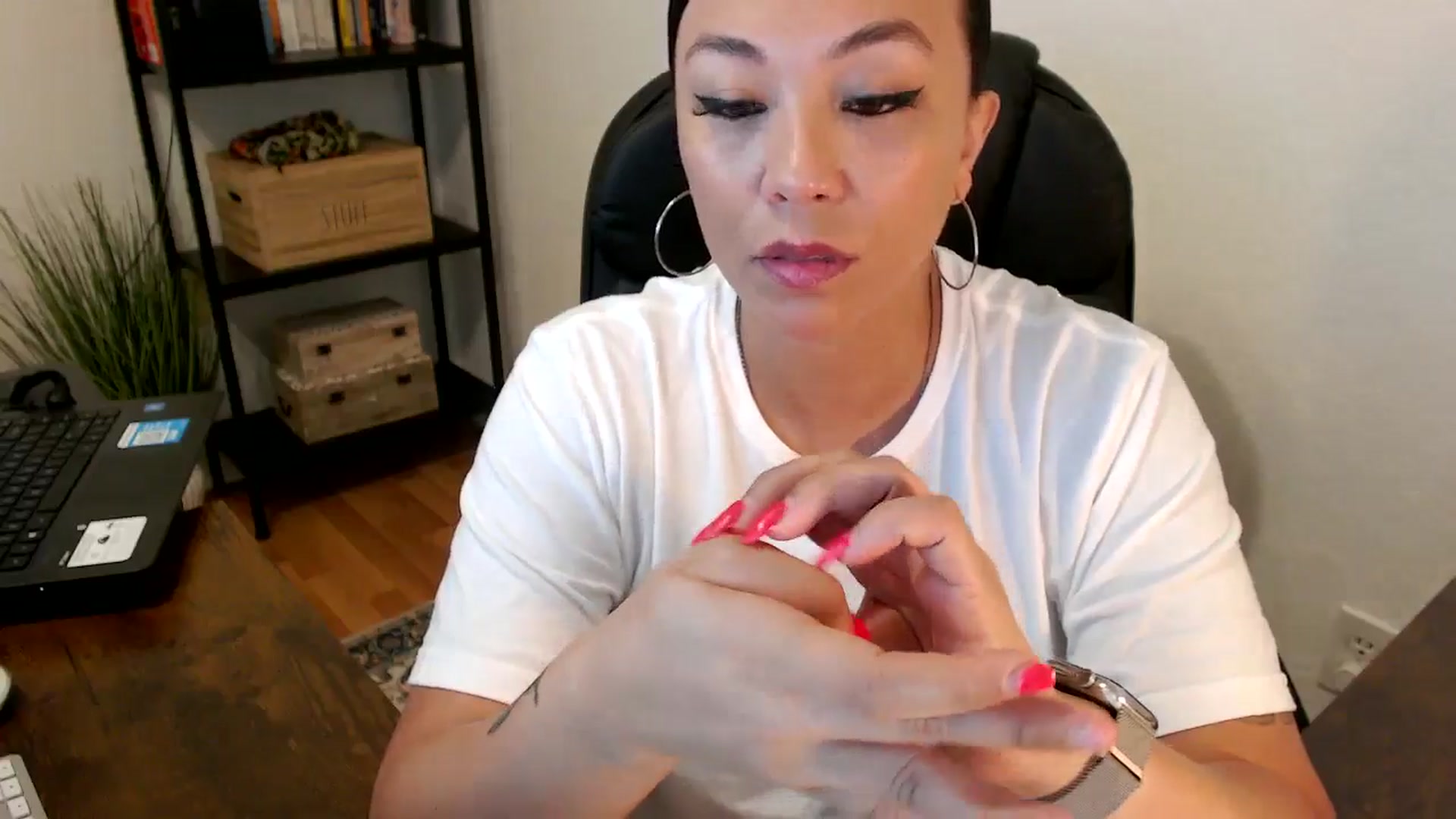 Gallery image thumbnail from MickaylaMoon's myfreecams stream on, 07/30/2024, 14:42 image 8 of 20