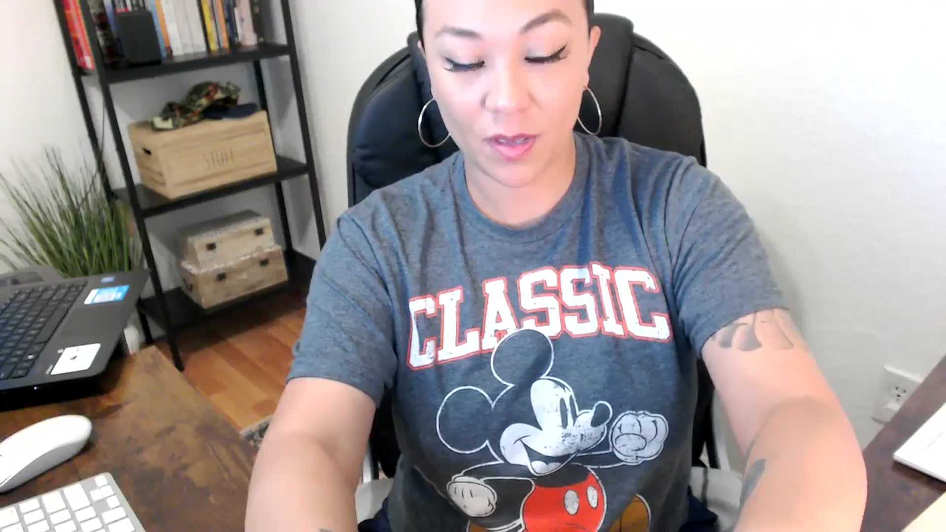 Gallery image thumbnail from MickaylaMoon's myfreecams stream on, 07/31/2024, 13:50 image 18 of 20