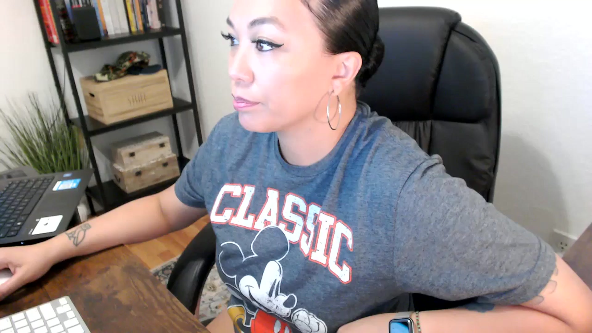 Gallery image thumbnail from MickaylaMoon's myfreecams stream on, 07/31/2024, 14:23 image 20 of 20