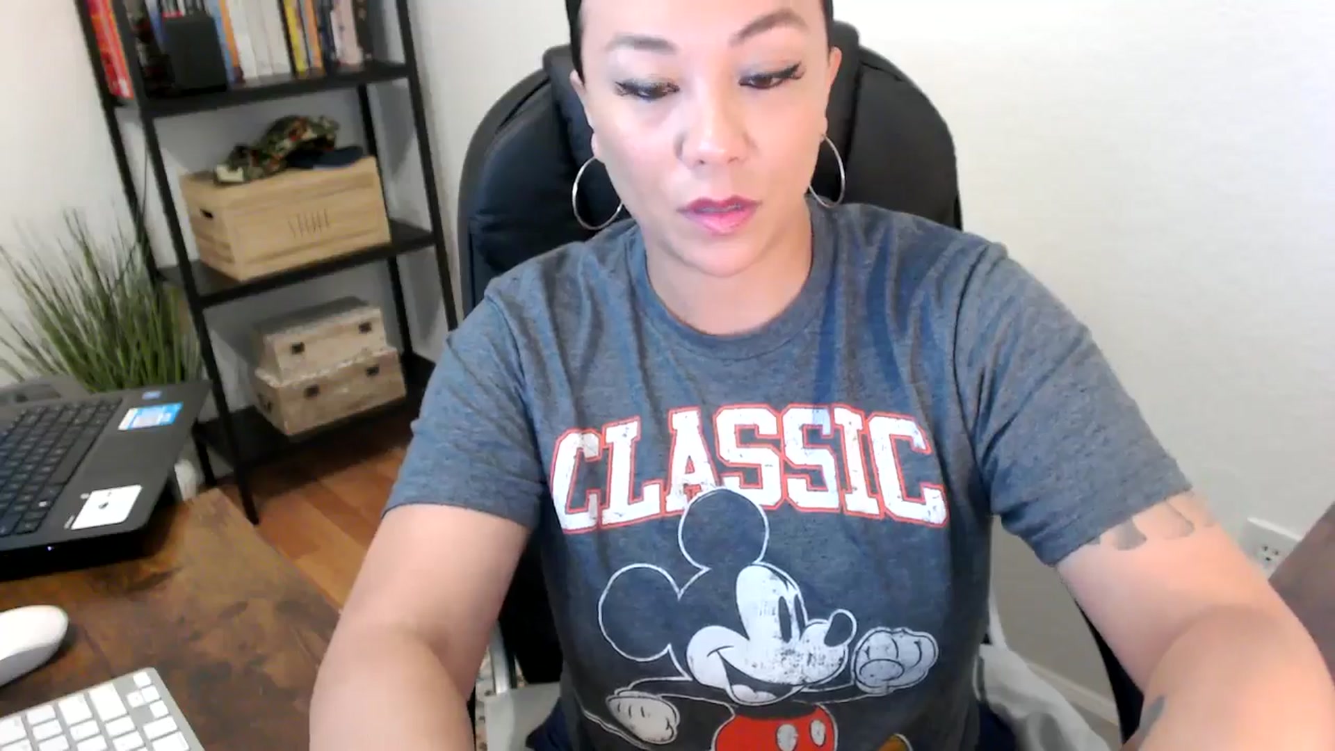 Gallery image thumbnail from MickaylaMoon's myfreecams stream on, 07/31/2024, 14:23 image 19 of 20