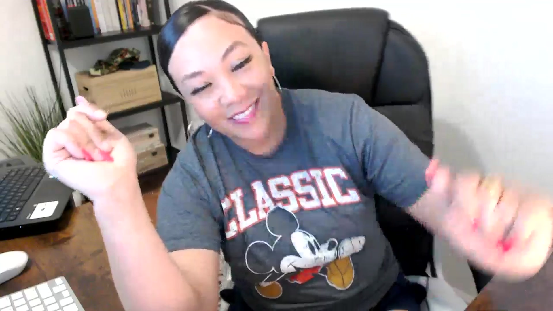 Gallery image thumbnail from MickaylaMoon's myfreecams stream on, 07/31/2024, 14:23 image 11 of 20