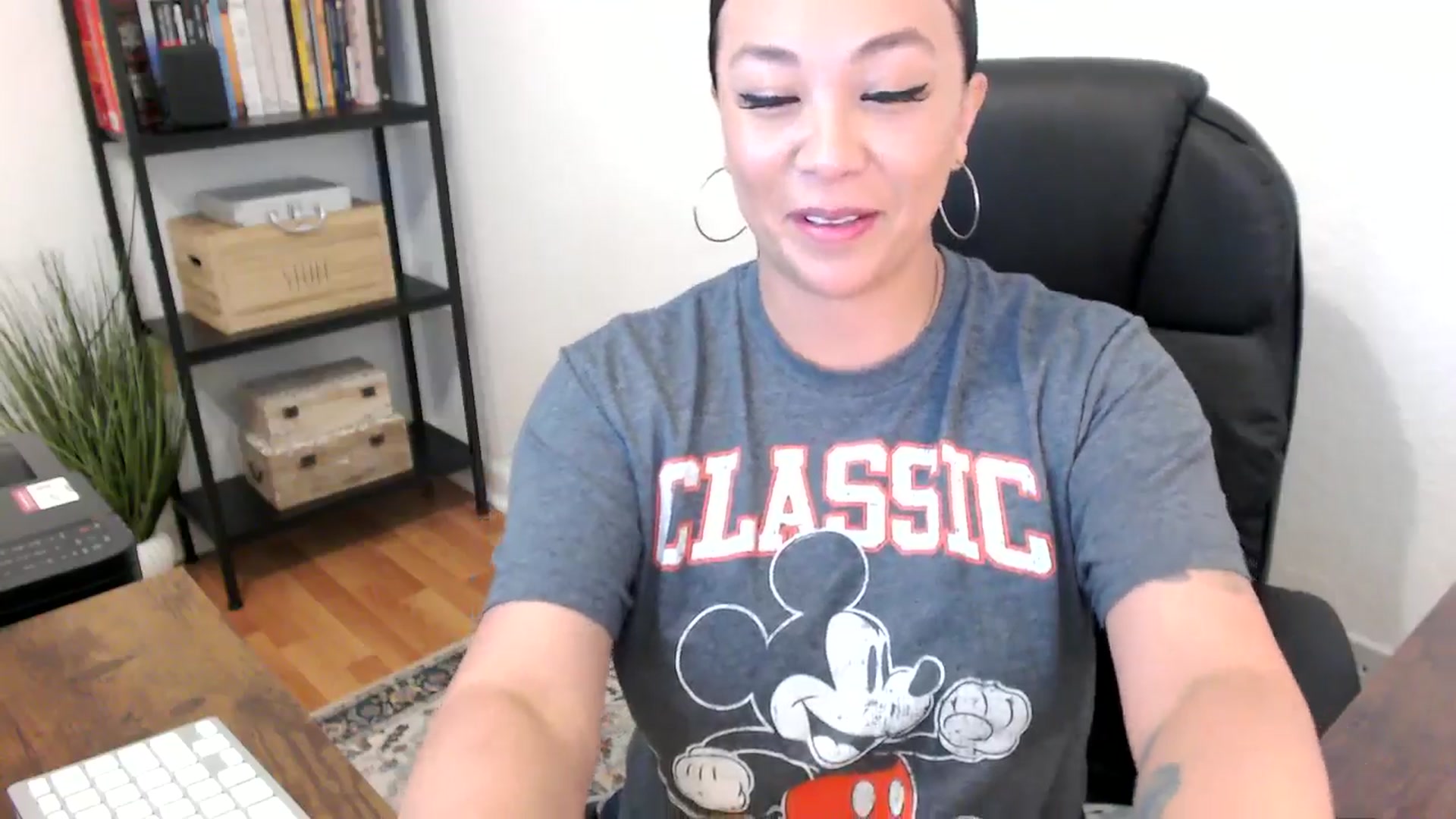 Gallery image thumbnail from MickaylaMoon's myfreecams stream on, 07/31/2024, 15:55 image 8 of 20