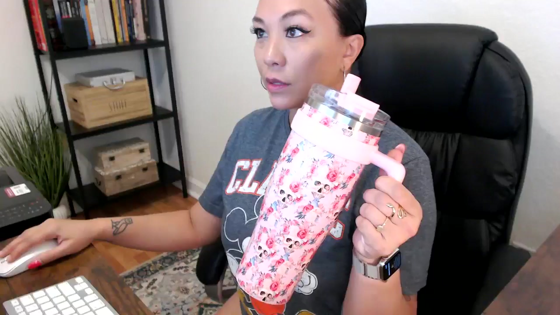 Gallery image thumbnail from MickaylaMoon's myfreecams stream on, 07/31/2024, 15:55 image 7 of 20