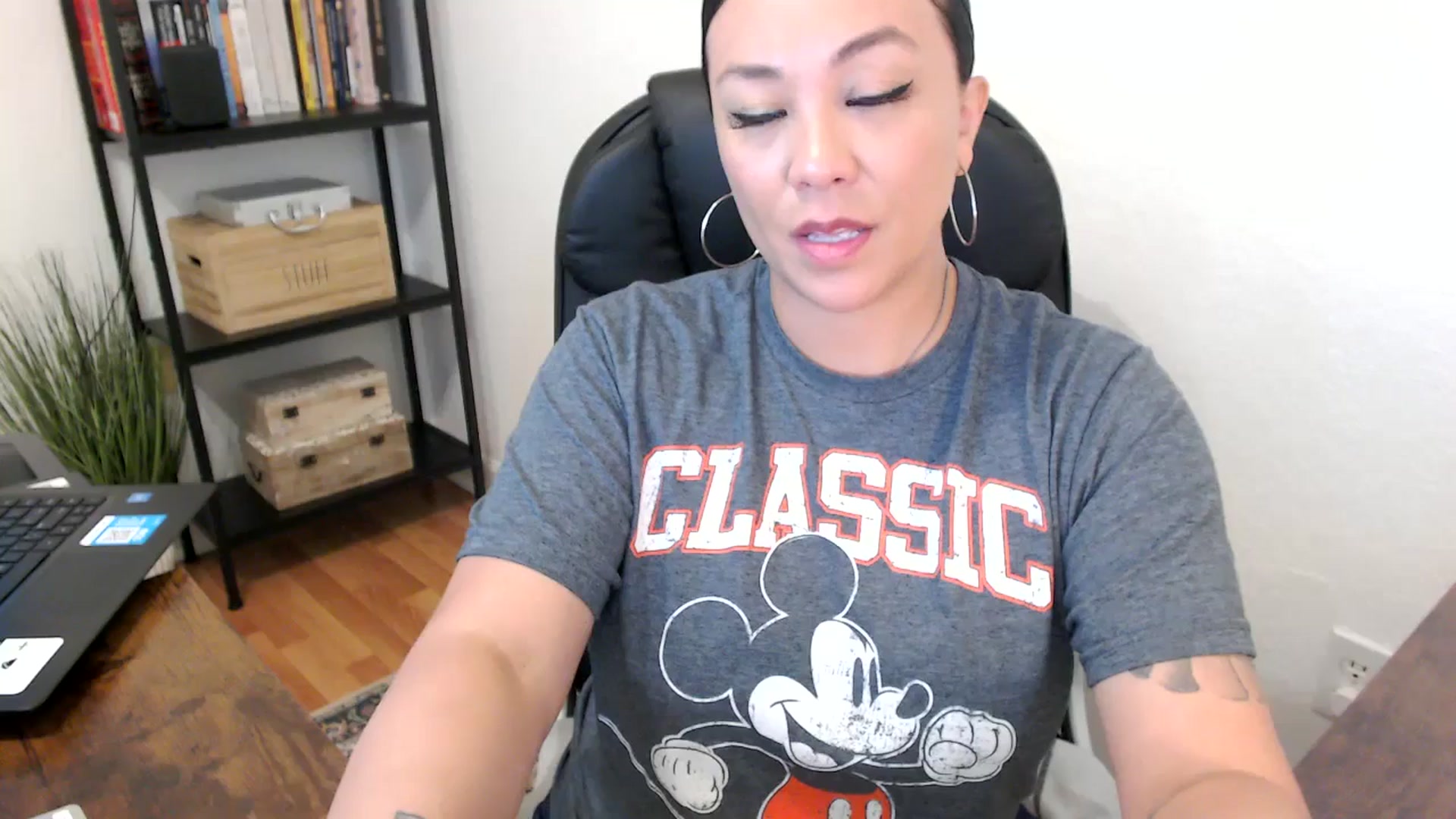 Gallery image thumbnail from MickaylaMoon's myfreecams stream on, 07/31/2024, 15:55 image 3 of 20