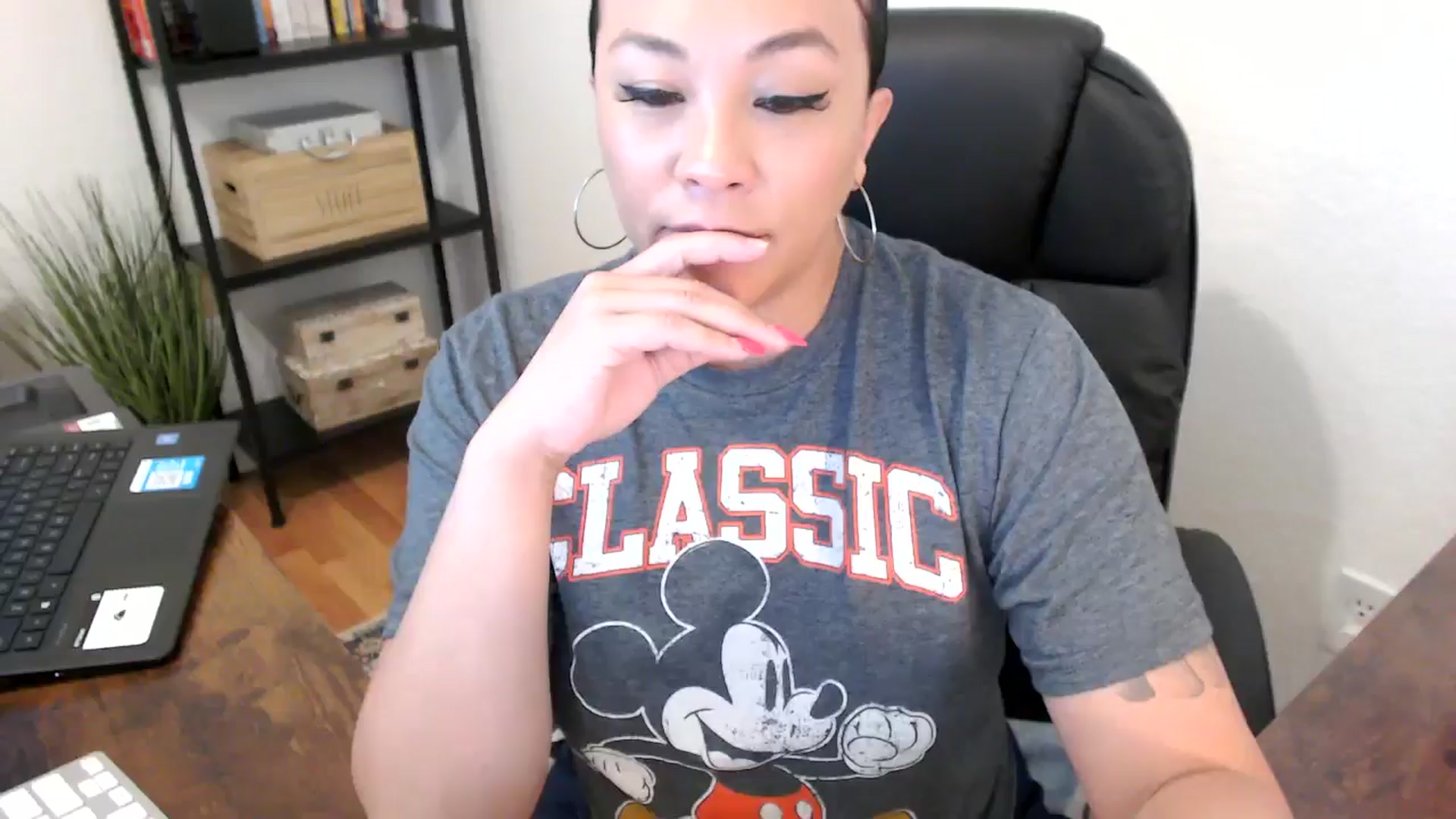 Gallery image thumbnail from MickaylaMoon's myfreecams stream on, 07/31/2024, 18:03 image 11 of 20