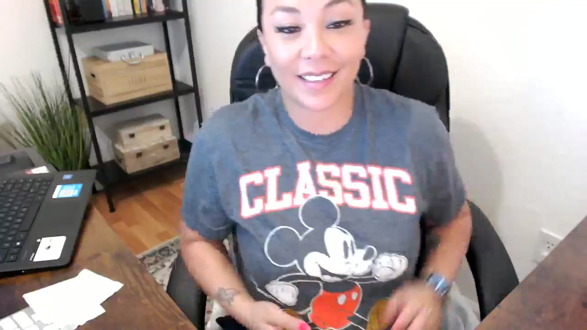 Gallery image thumbnail from MickaylaMoon's myfreecams stream on, 07/31/2024, 18:03 image 9 of 20