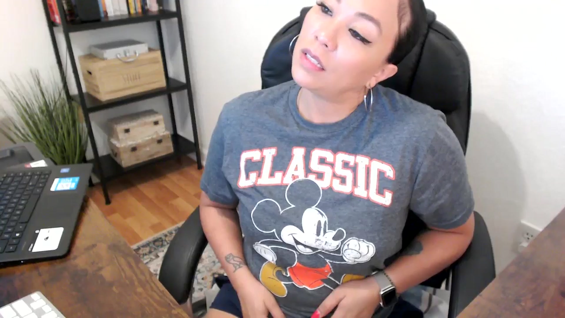Gallery image thumbnail from MickaylaMoon's myfreecams stream on, 07/31/2024, 18:03 image 12 of 20
