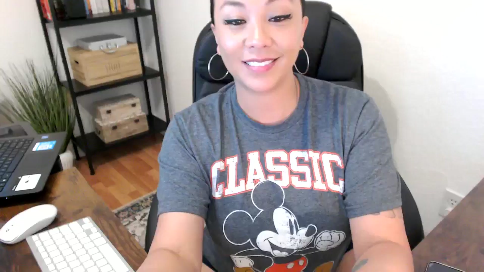 Gallery image thumbnail from MickaylaMoon's myfreecams stream on, 07/31/2024, 18:53 image 11 of 20