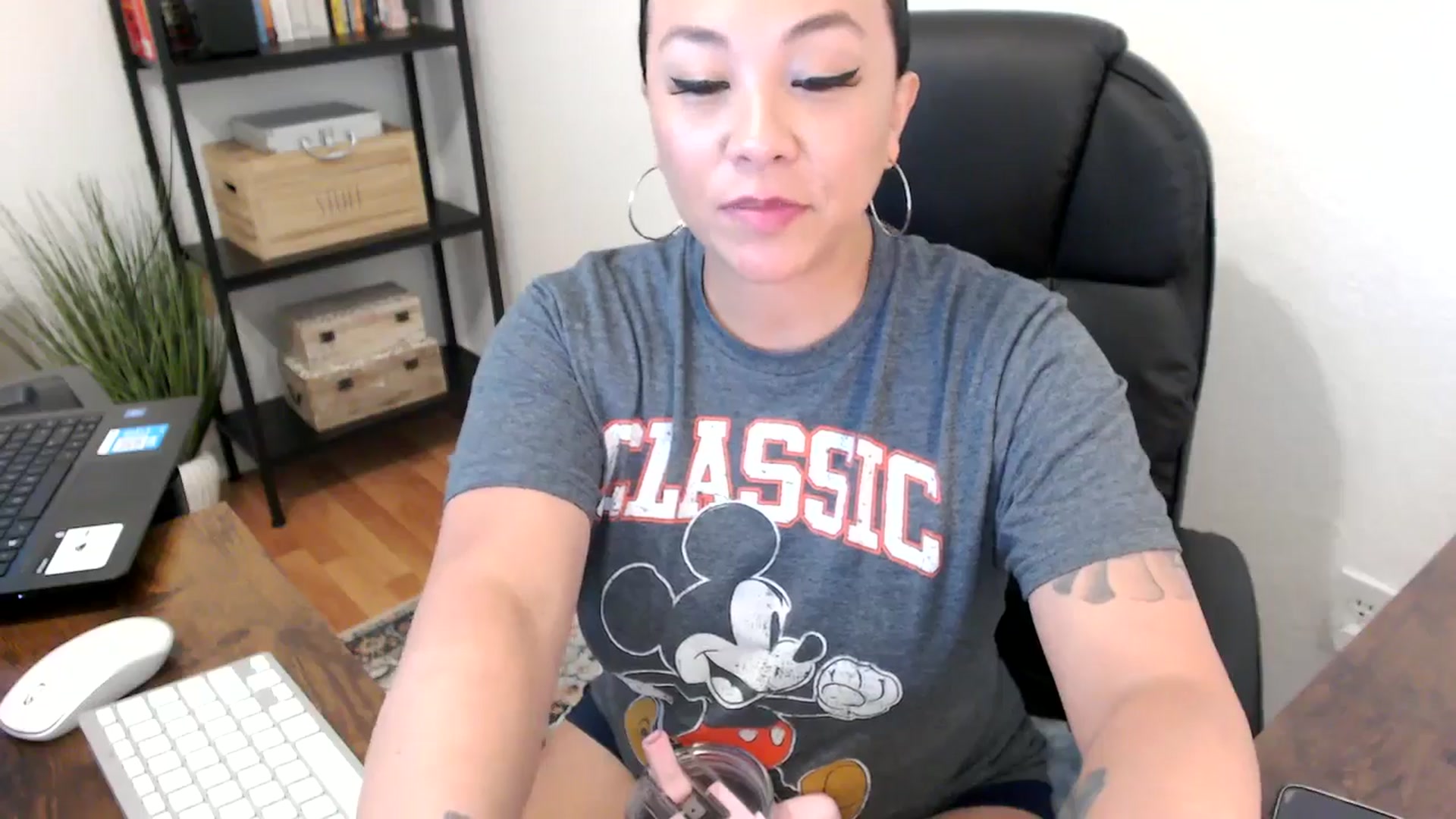 Gallery image thumbnail from MickaylaMoon's myfreecams stream on, 07/31/2024, 18:53 image 5 of 20