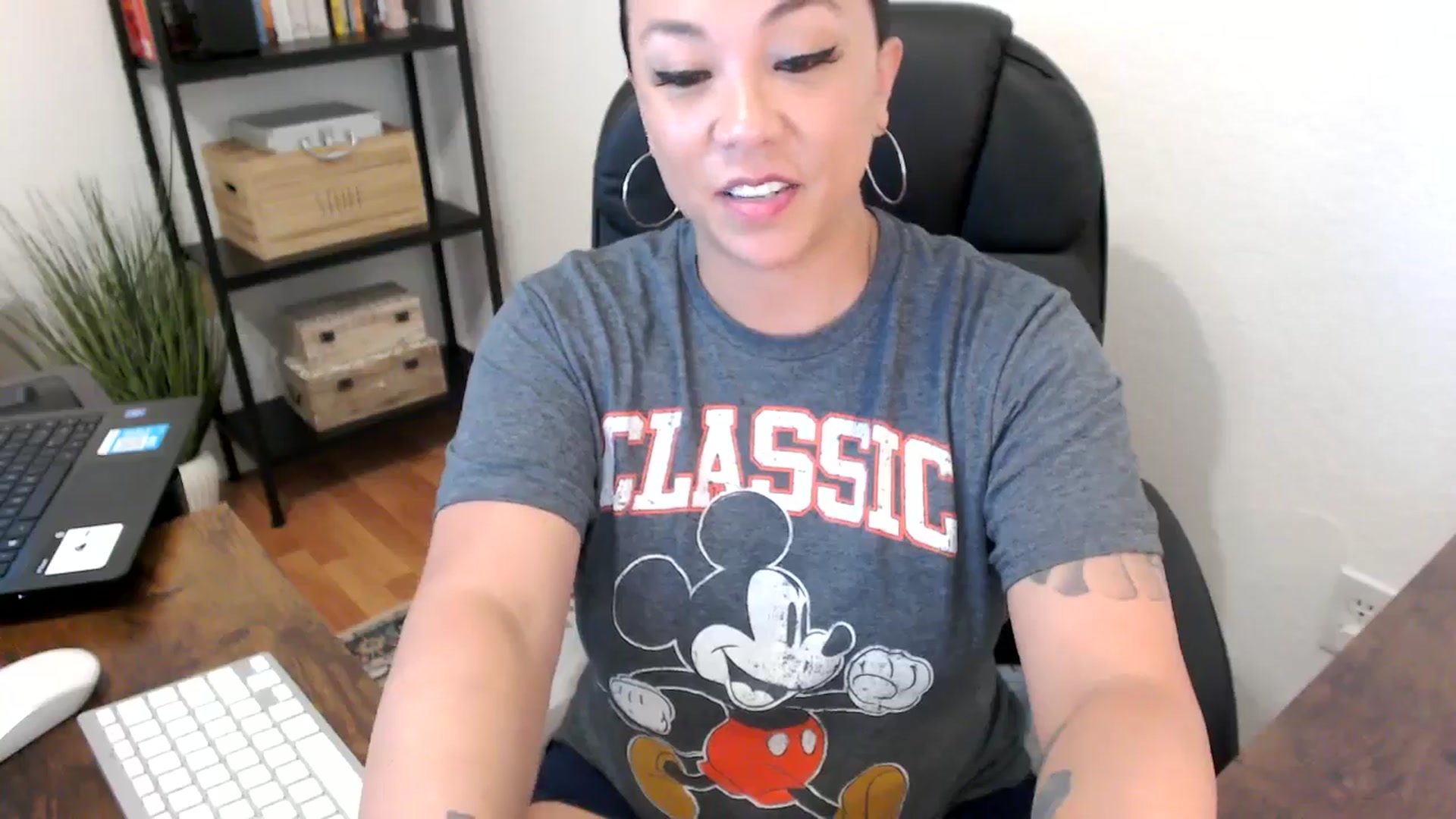 Gallery image thumbnail from MickaylaMoon's myfreecams stream on, 07/31/2024, 18:53 image 18 of 20