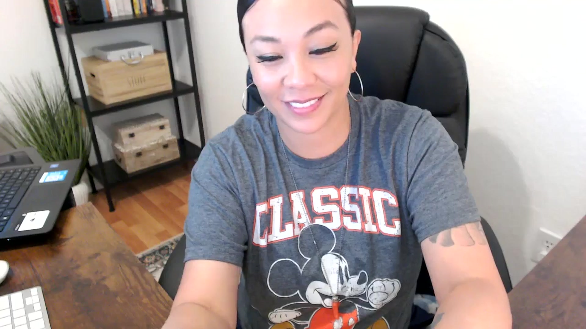 Gallery image thumbnail from MickaylaMoon's myfreecams stream on, 07/31/2024, 19:47 image 16 of 20