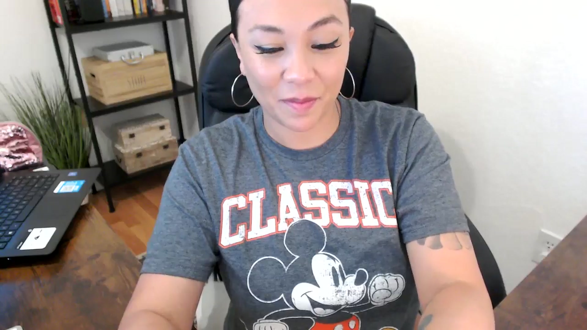 Gallery image thumbnail from MickaylaMoon's myfreecams stream on, 07/31/2024, 20:24 image 14 of 20