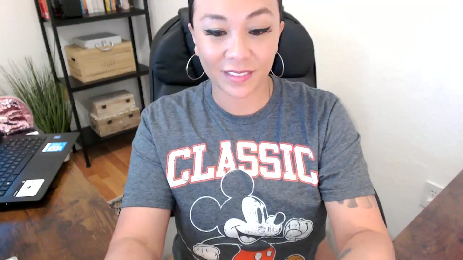 Gallery image thumbnail from MickaylaMoon's myfreecams stream on, 07/31/2024, 20:24 image 15 of 20