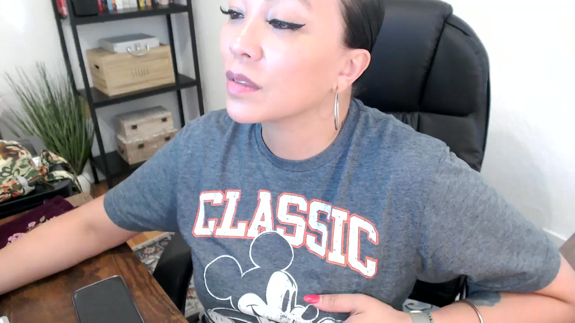 Gallery image thumbnail from MickaylaMoon's myfreecams stream on, 07/31/2024, 22:48 image 19 of 20