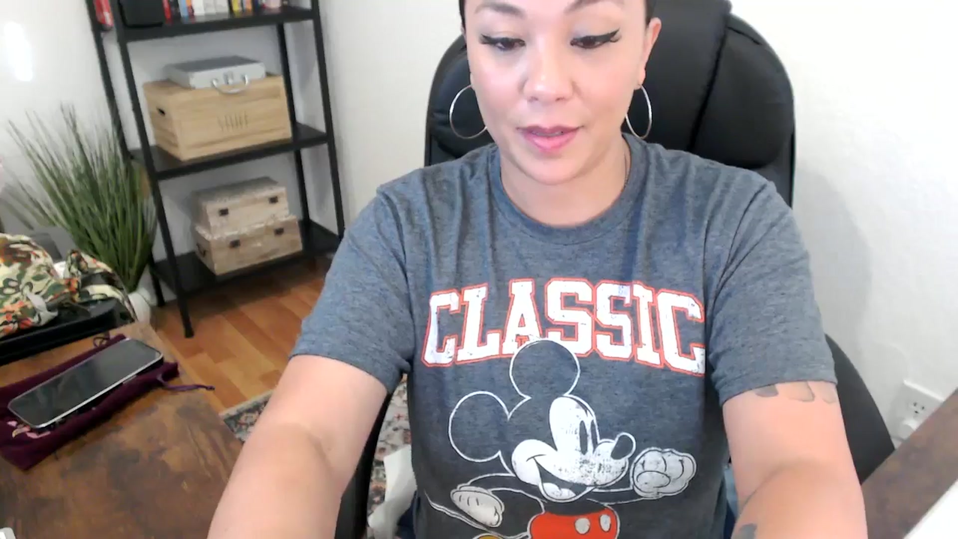 Gallery image thumbnail from MickaylaMoon's myfreecams stream on, 07/31/2024, 22:48 image 14 of 20