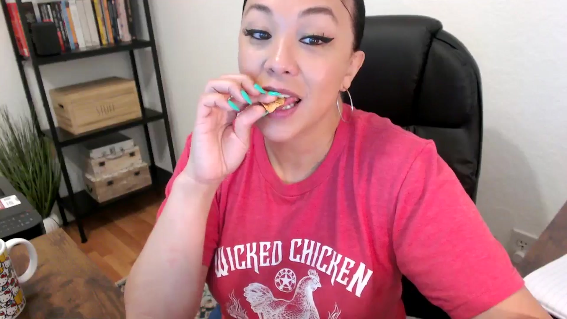 Gallery image thumbnail from MickaylaMoon's myfreecams stream on, 08/01/2024, 17:26 image 4 of 20