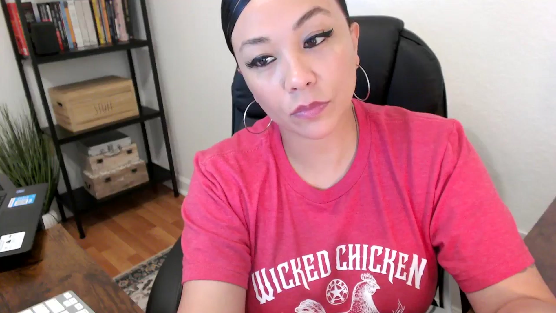 Gallery image thumbnail from MickaylaMoon's myfreecams stream on, 08/01/2024, 18:29 image 18 of 20