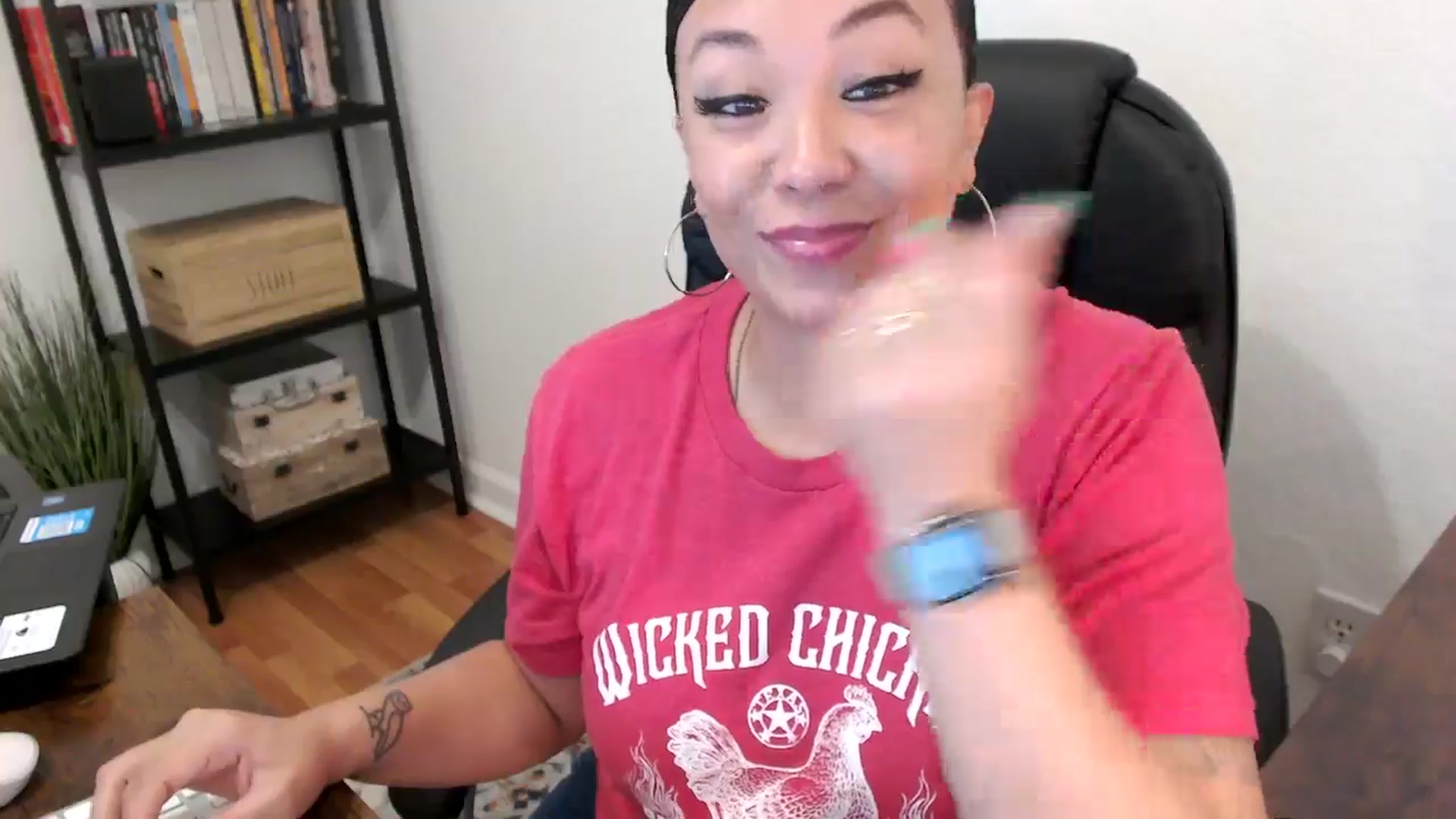Gallery image thumbnail from MickaylaMoon's myfreecams stream on, 08/01/2024, 18:29 image 10 of 20