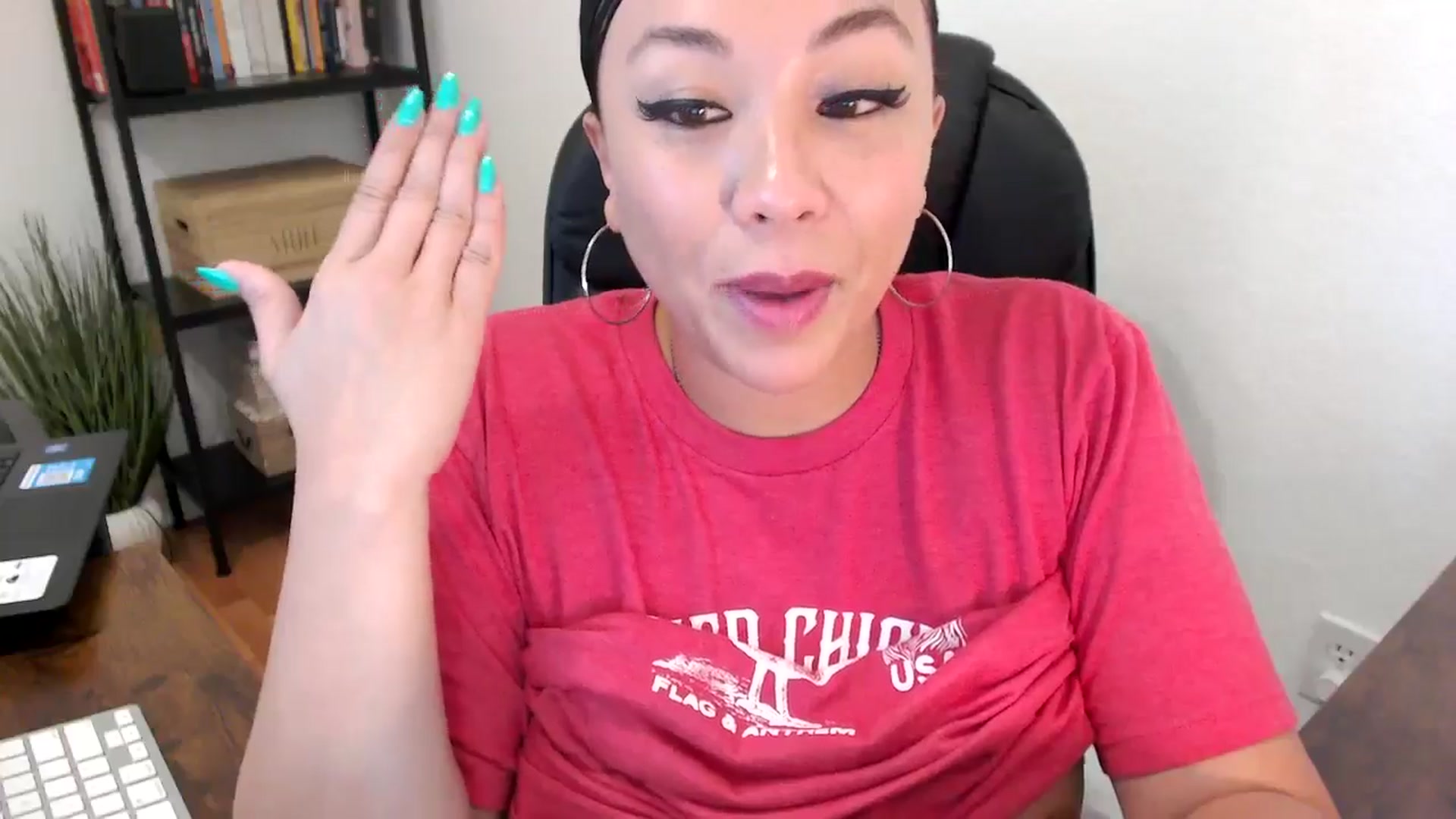 Gallery image thumbnail from MickaylaMoon's myfreecams stream on, 08/01/2024, 19:37 image 10 of 20