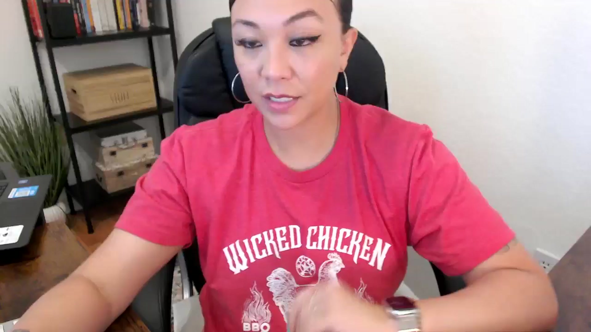 Gallery image thumbnail from MickaylaMoon's myfreecams stream on, 08/01/2024, 19:37 image 1 of 20