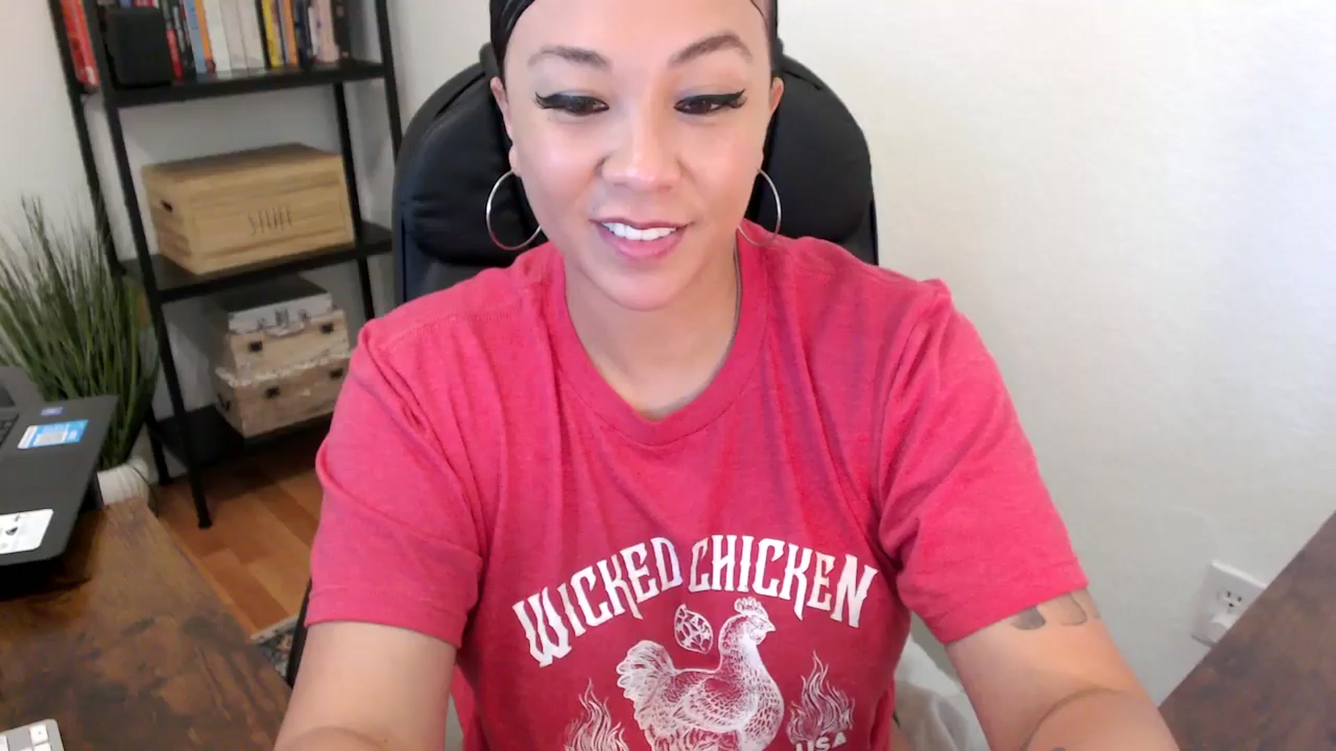 Gallery image thumbnail from MickaylaMoon's myfreecams stream on, 08/01/2024, 19:37 image 2 of 20