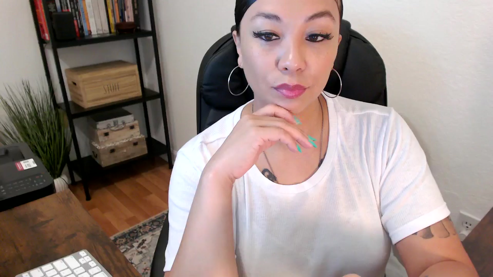 Gallery image thumbnail from MickaylaMoon's myfreecams stream on, 08/02/2024, 14:01 image 8 of 20