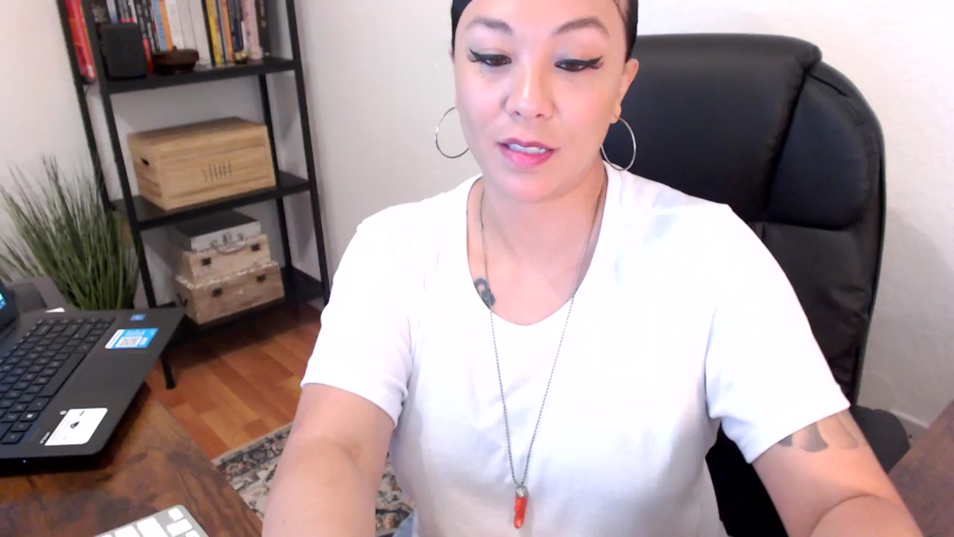 Gallery image thumbnail from MickaylaMoon's myfreecams stream on, 08/02/2024, 14:52 image 13 of 20