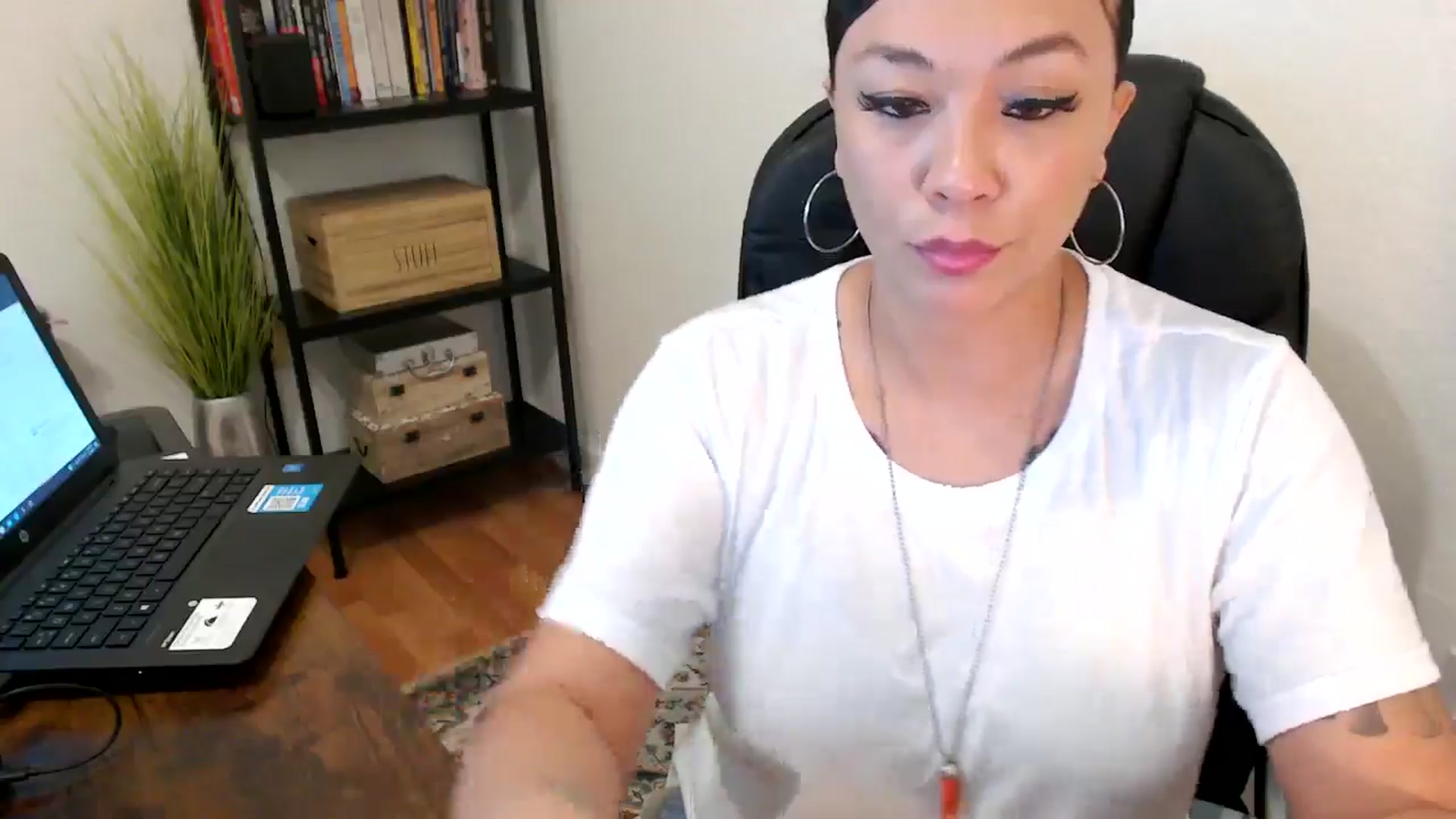 Gallery image thumbnail from MickaylaMoon's myfreecams stream on, 08/02/2024, 16:24 image 4 of 20