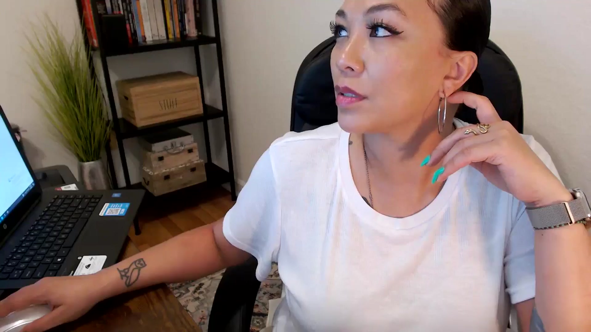 Gallery image thumbnail from MickaylaMoon's myfreecams stream on, 08/02/2024, 17:50 image 13 of 20