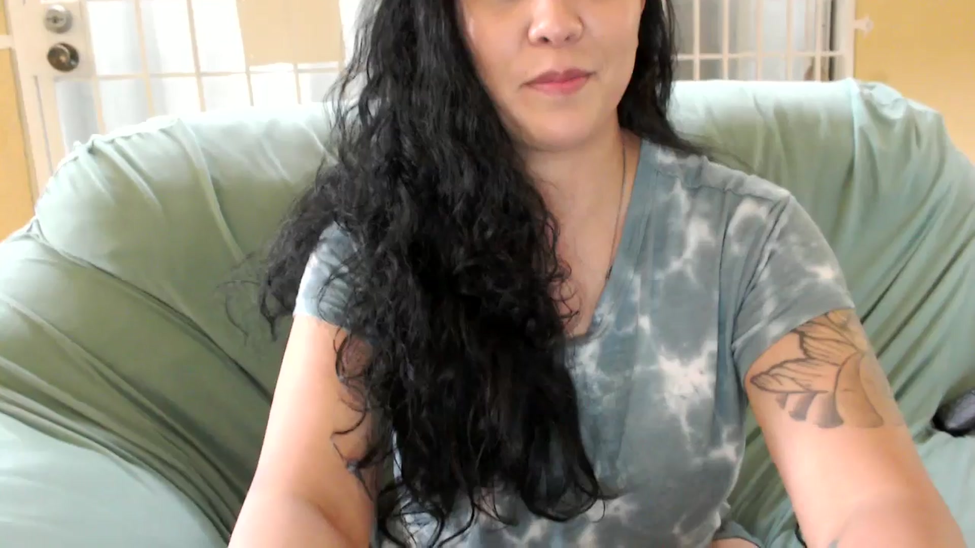 Gallery image thumbnail from MickaylaMoon's myfreecams stream on, 08/03/2024, 17:20 image 11 of 20