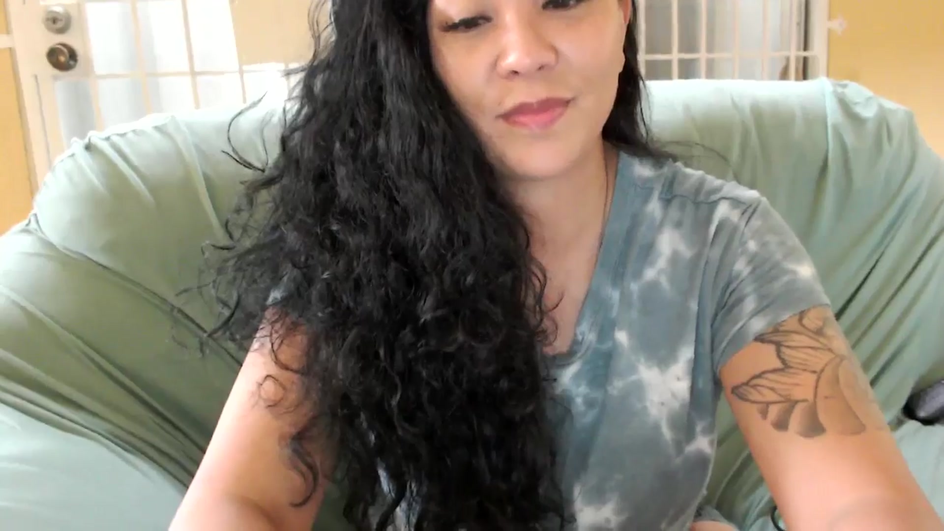Gallery image thumbnail from MickaylaMoon's myfreecams stream on, 08/03/2024, 17:20 image 9 of 20