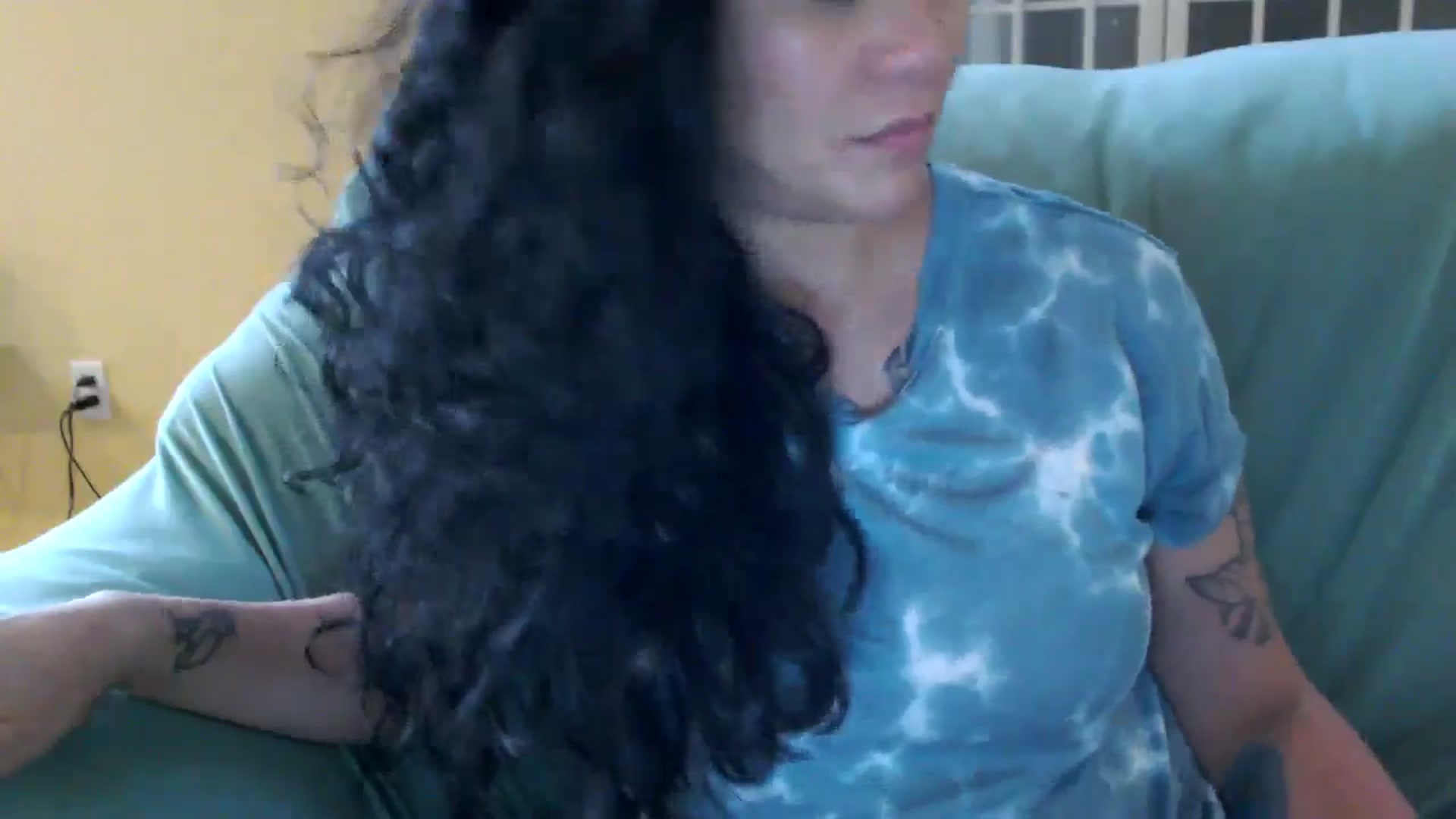 Gallery image thumbnail from MickaylaMoon's myfreecams stream on, 08/03/2024, 21:36 image 10 of 20