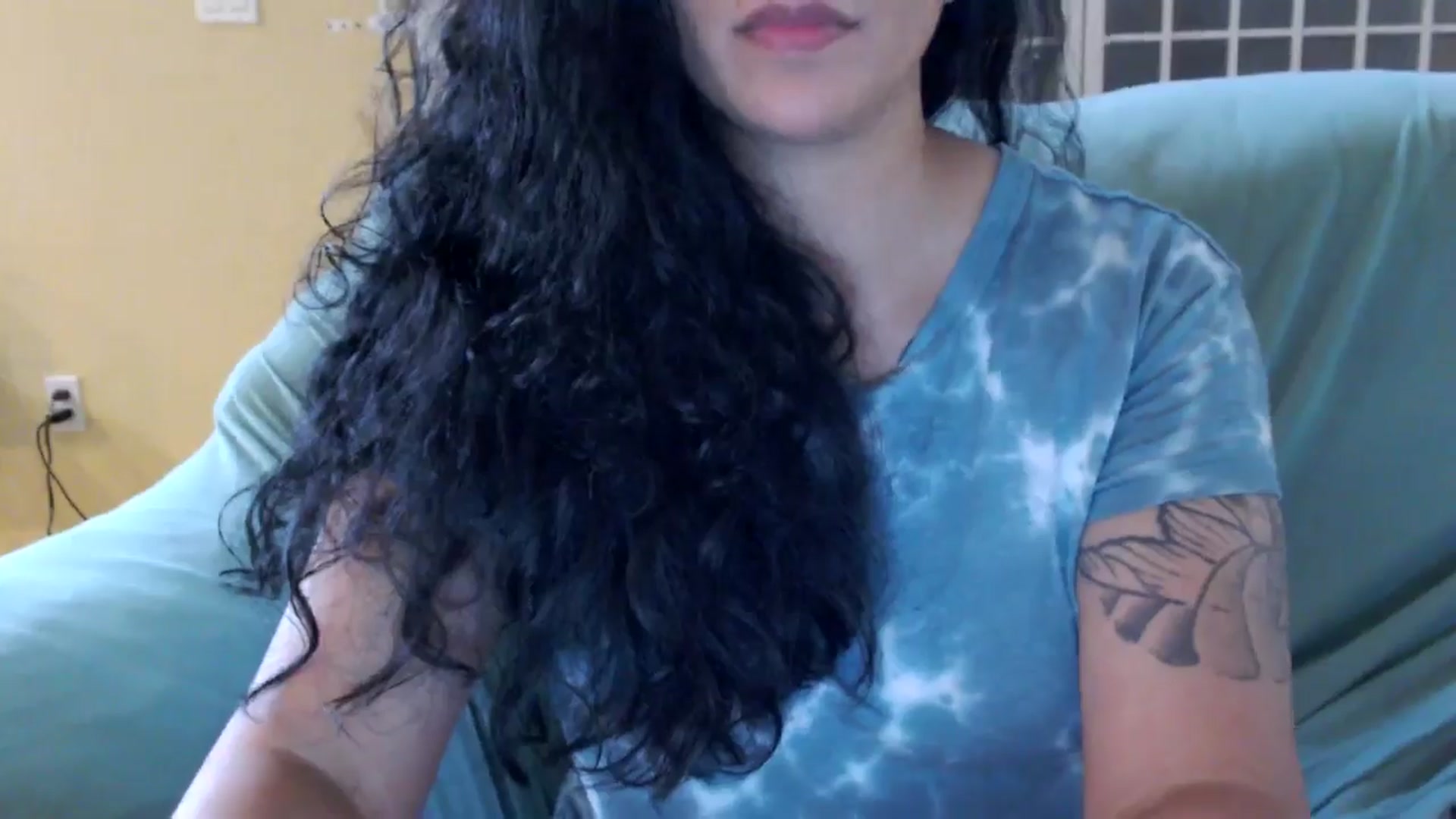 Gallery image thumbnail from MickaylaMoon's myfreecams stream on, 08/03/2024, 21:36 image 13 of 20
