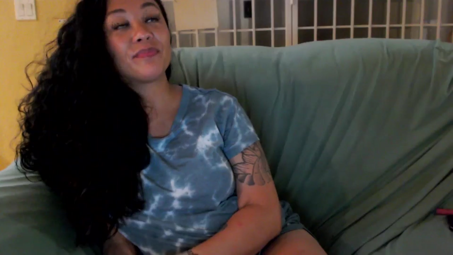 Gallery image thumbnail from MickaylaMoon's myfreecams stream on, 08/03/2024, 21:36 image 19 of 20