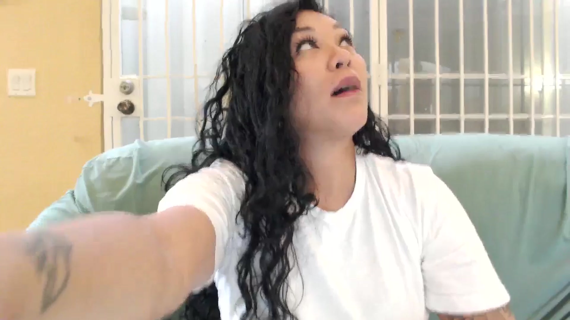Gallery image thumbnail from MickaylaMoon's myfreecams stream on, 08/04/2024, 15:16 image 18 of 20