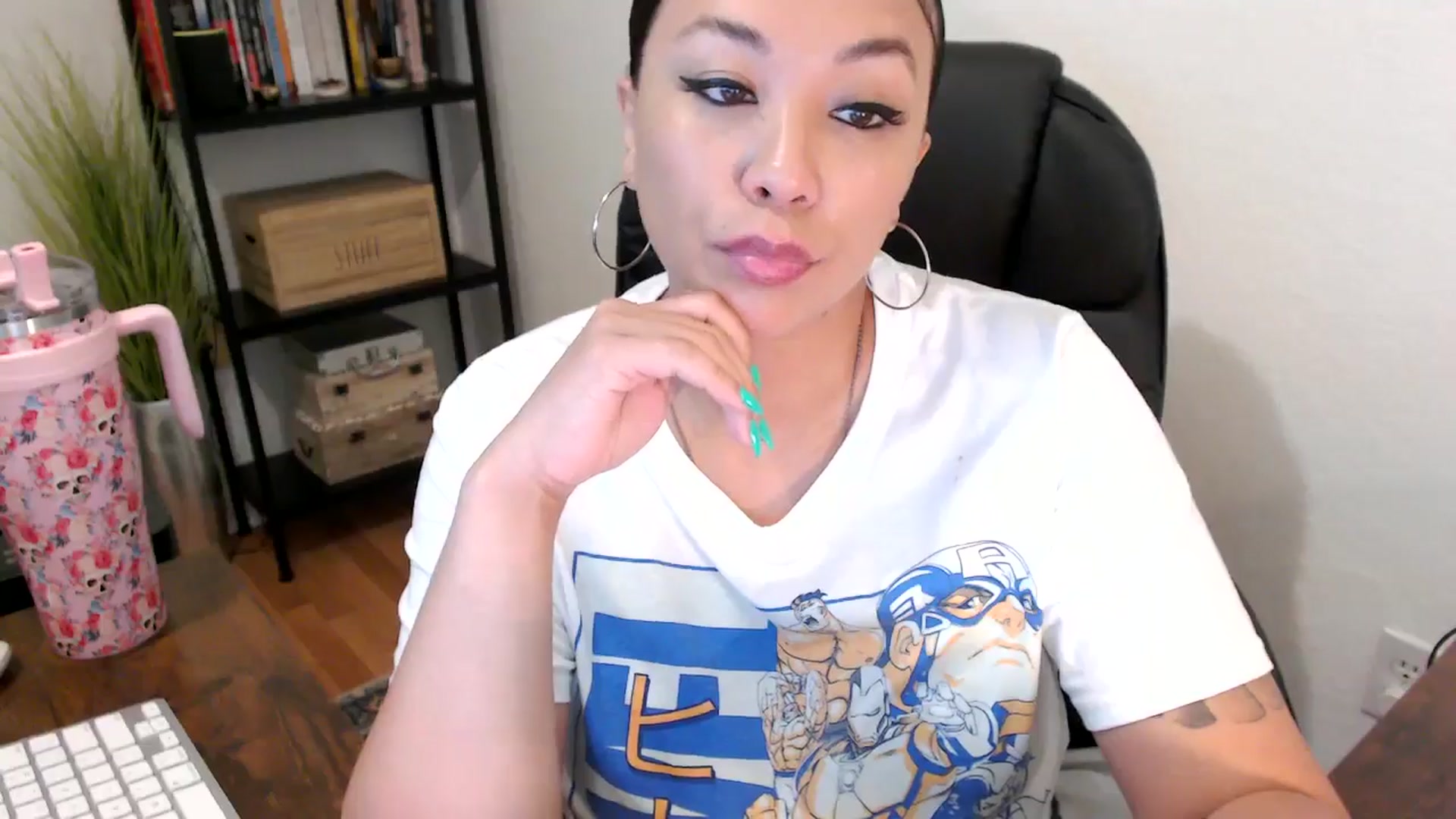 Gallery image thumbnail from MickaylaMoon's myfreecams stream on, 08/05/2024, 14:00 image 19 of 20