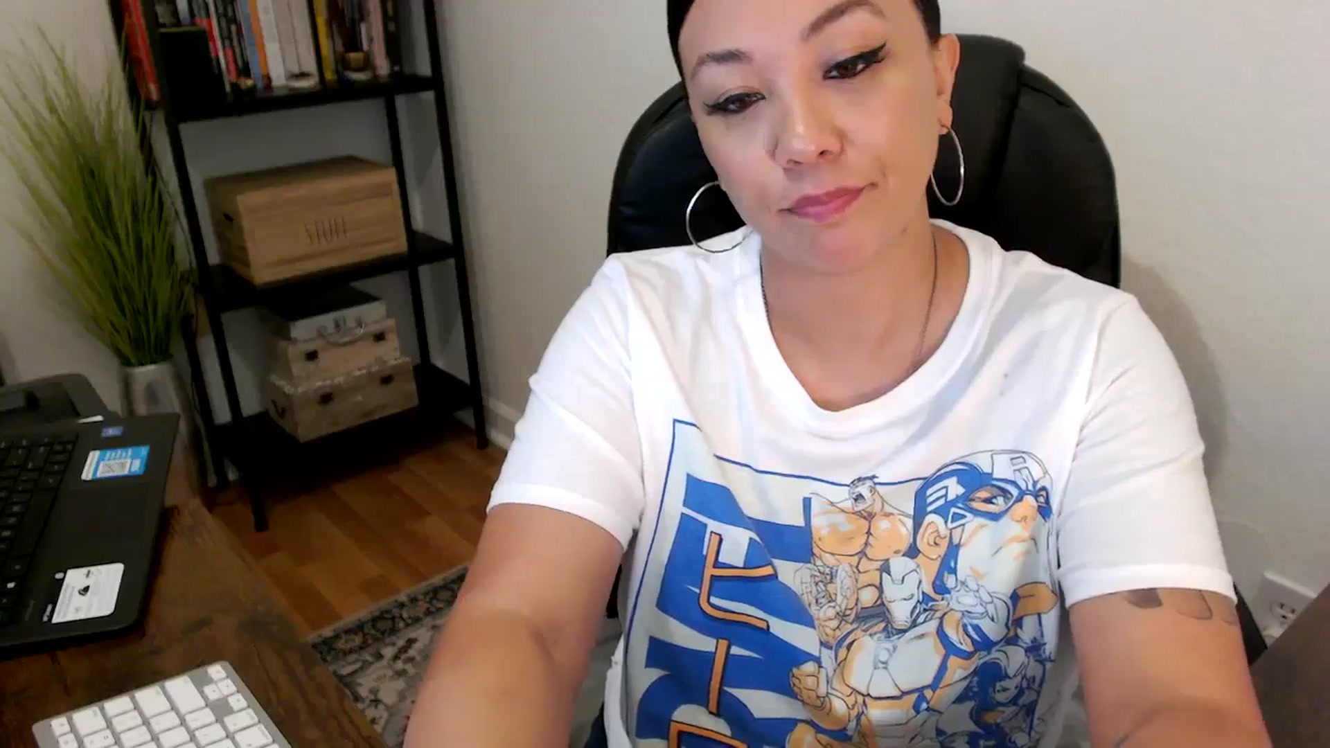 Gallery image thumbnail from MickaylaMoon's myfreecams stream on, 08/05/2024, 15:00 image 16 of 20