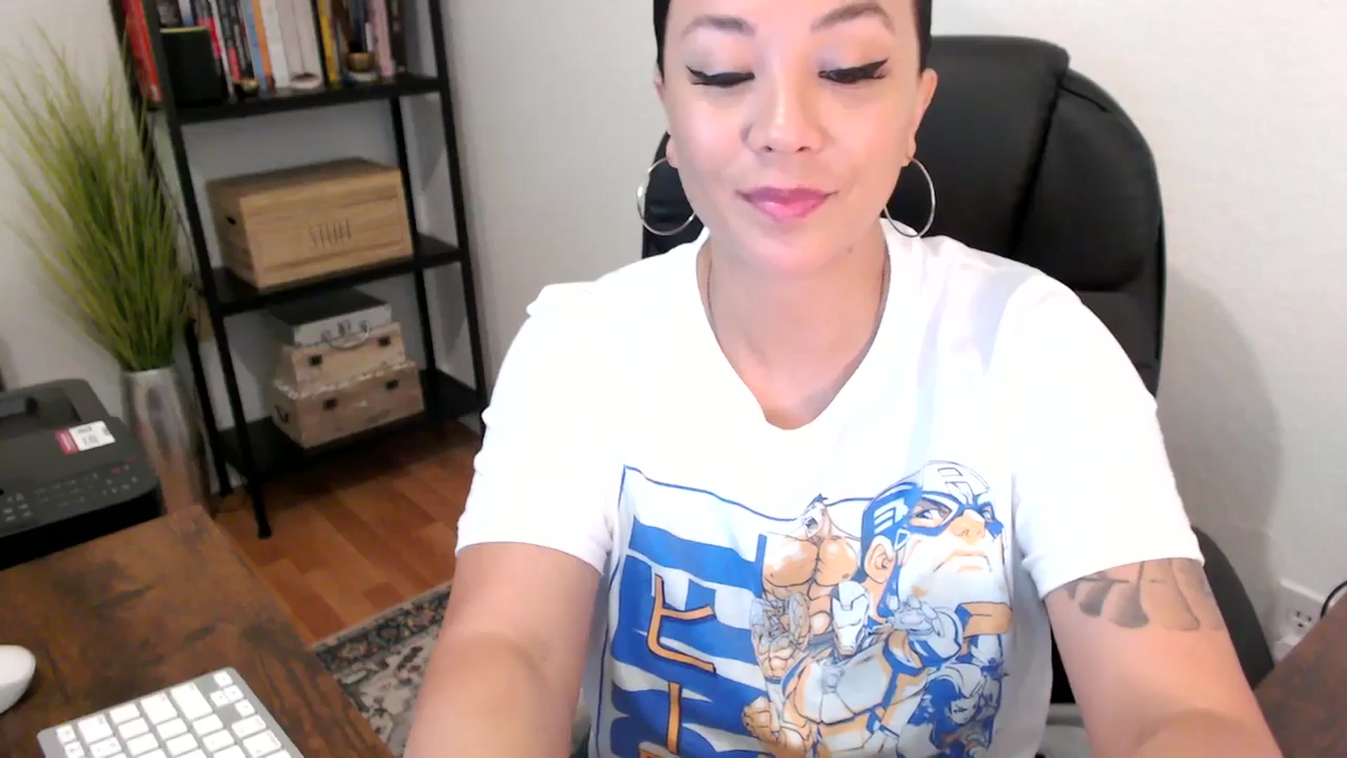 Gallery image thumbnail from MickaylaMoon's myfreecams stream on, 08/05/2024, 15:00 image 9 of 20
