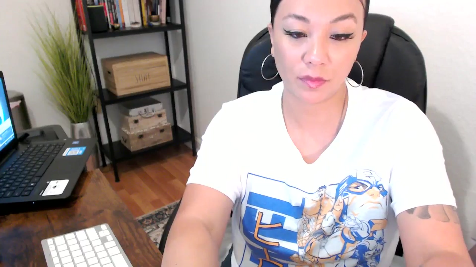 Gallery image thumbnail from MickaylaMoon's myfreecams stream on, 08/05/2024, 17:19 image 19 of 20