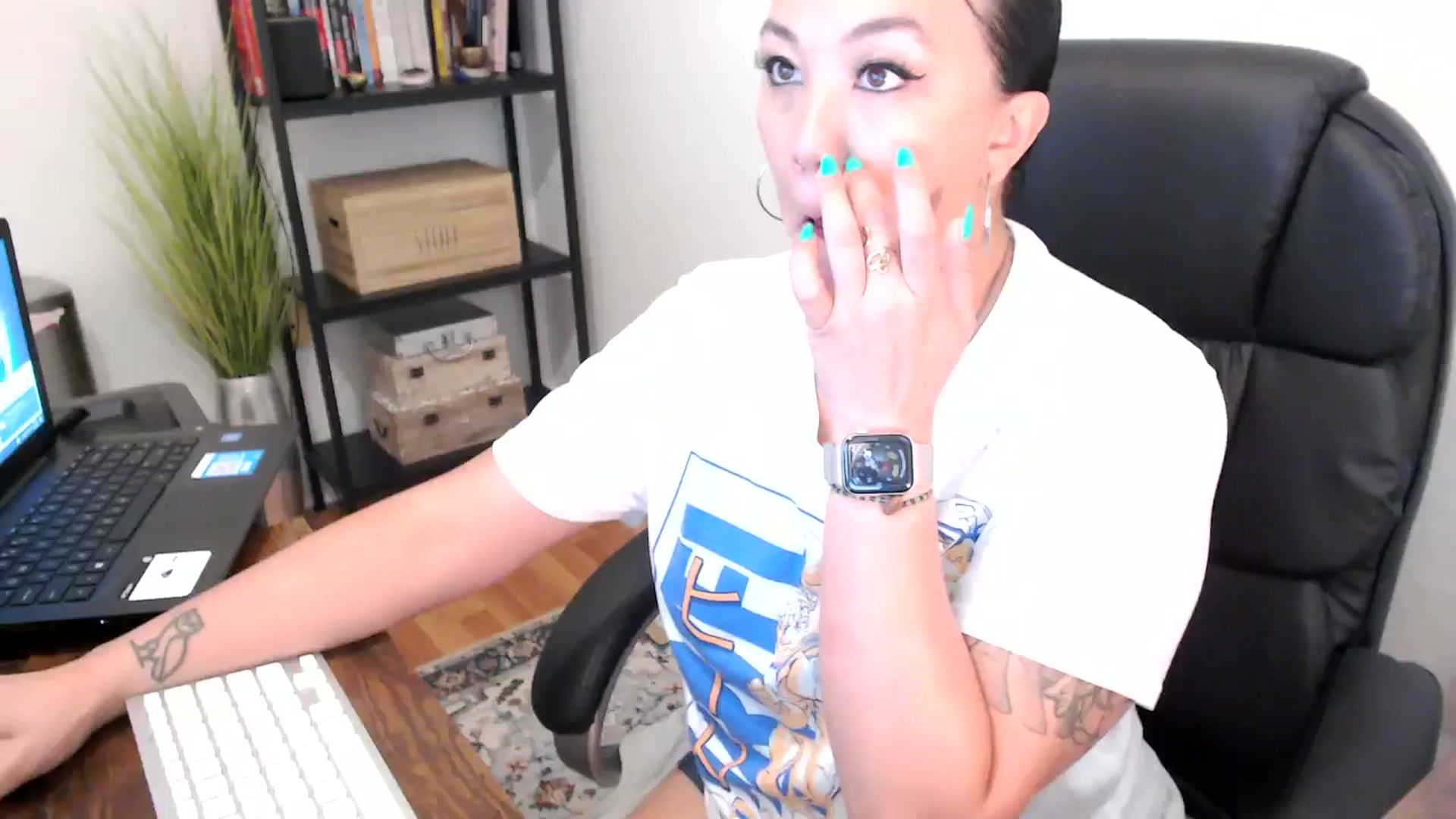Gallery image thumbnail from MickaylaMoon's myfreecams stream on, 08/05/2024, 17:19 image 1 of 20