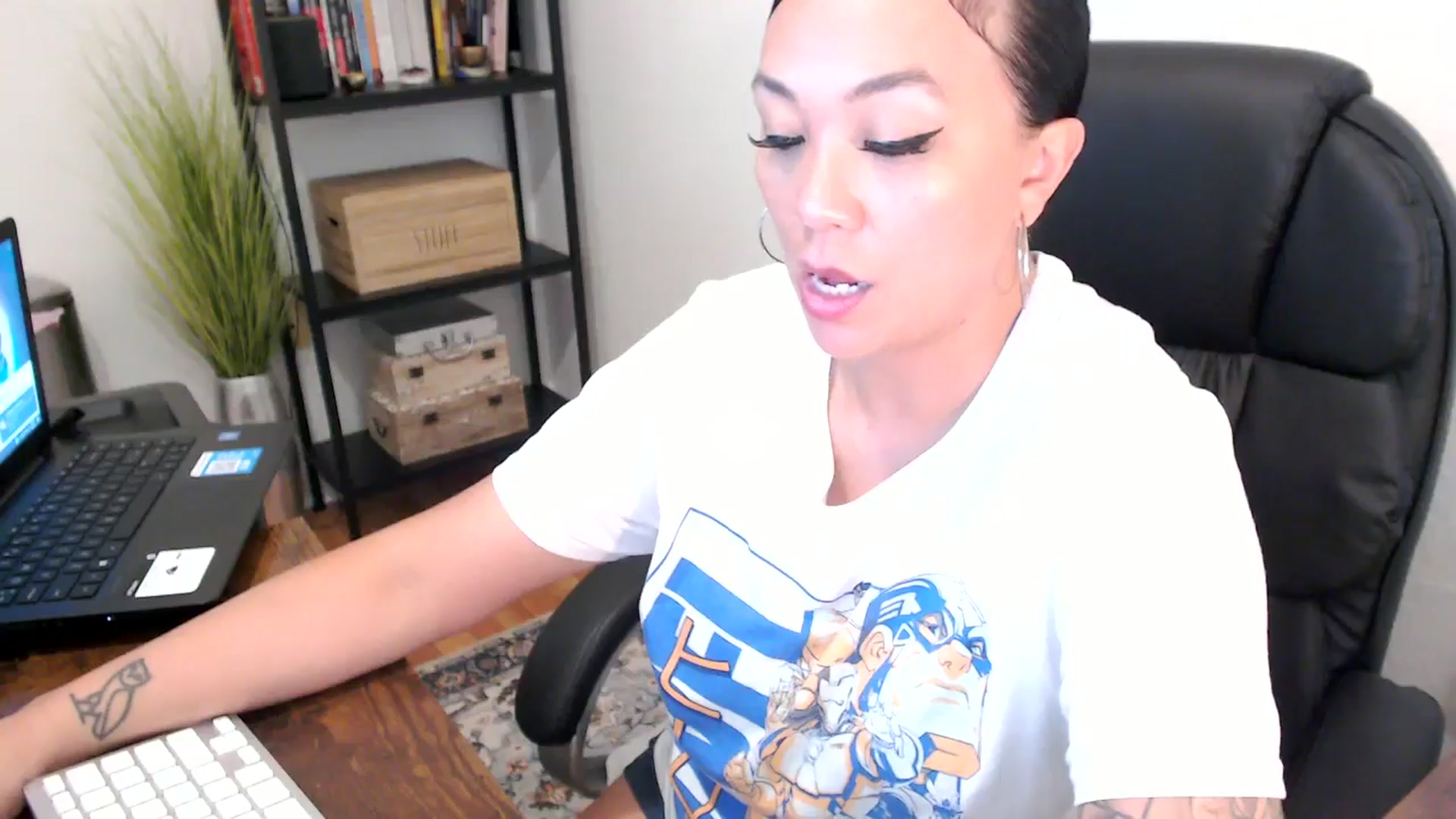 Gallery image thumbnail from MickaylaMoon's myfreecams stream on, 08/05/2024, 18:29 image 16 of 20
