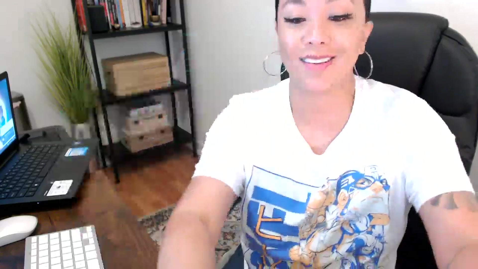 Gallery image thumbnail from MickaylaMoon's myfreecams stream on, 08/05/2024, 19:08 image 5 of 20