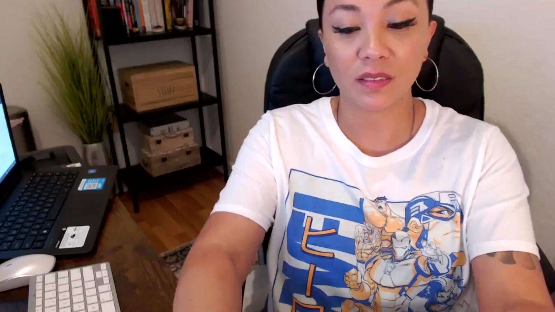 Gallery image thumbnail from MickaylaMoon's myfreecams stream on, 08/05/2024, 19:08 image 9 of 20