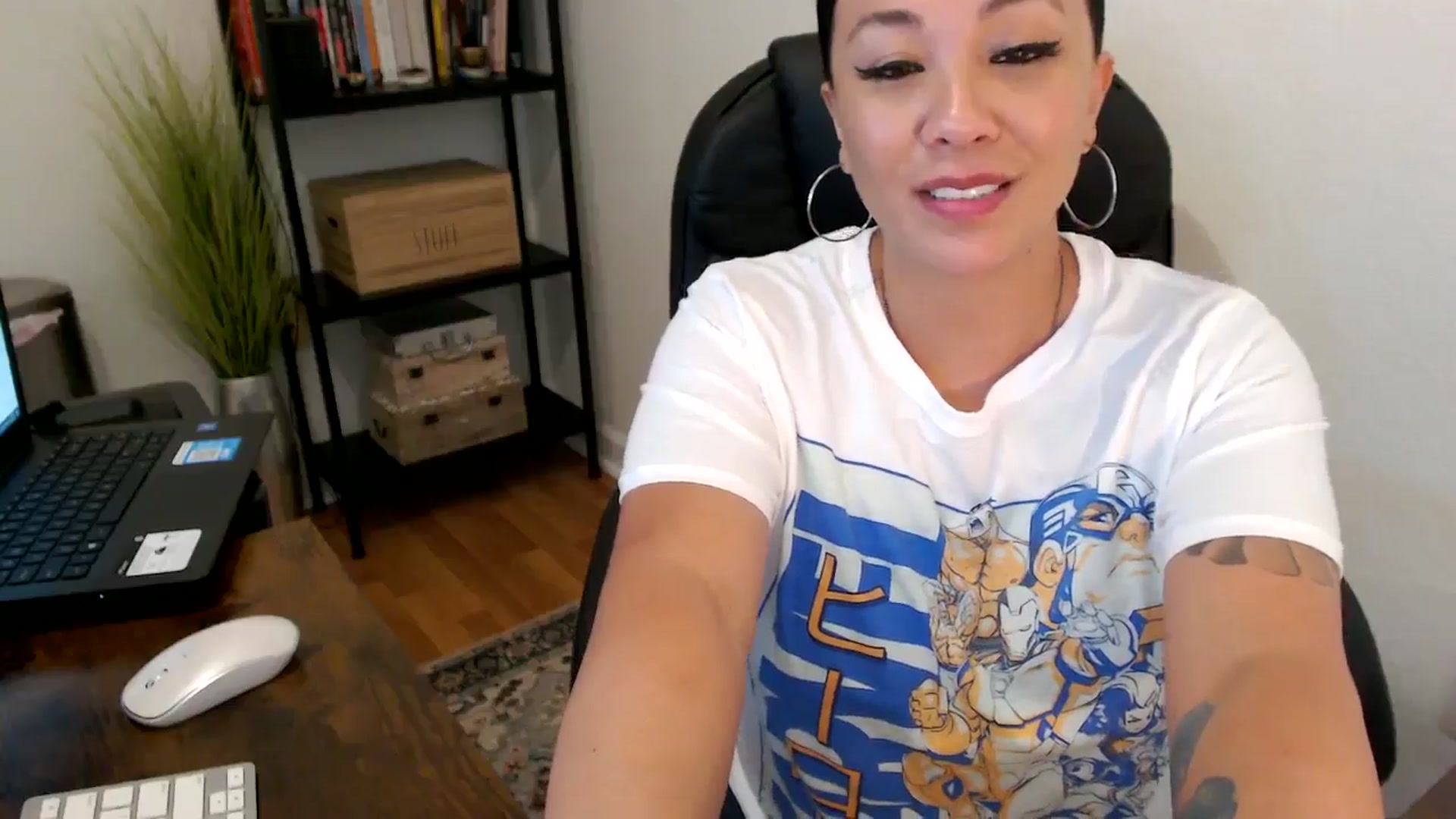 Gallery image thumbnail from MickaylaMoon's myfreecams stream on, 08/05/2024, 20:18 image 12 of 20