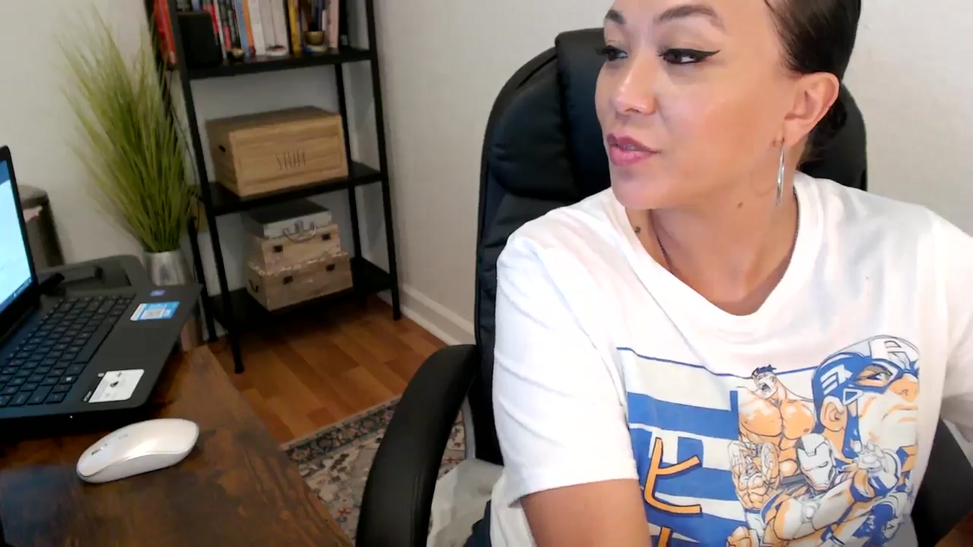 Gallery image thumbnail from MickaylaMoon's myfreecams stream on, 08/05/2024, 20:47 image 14 of 20