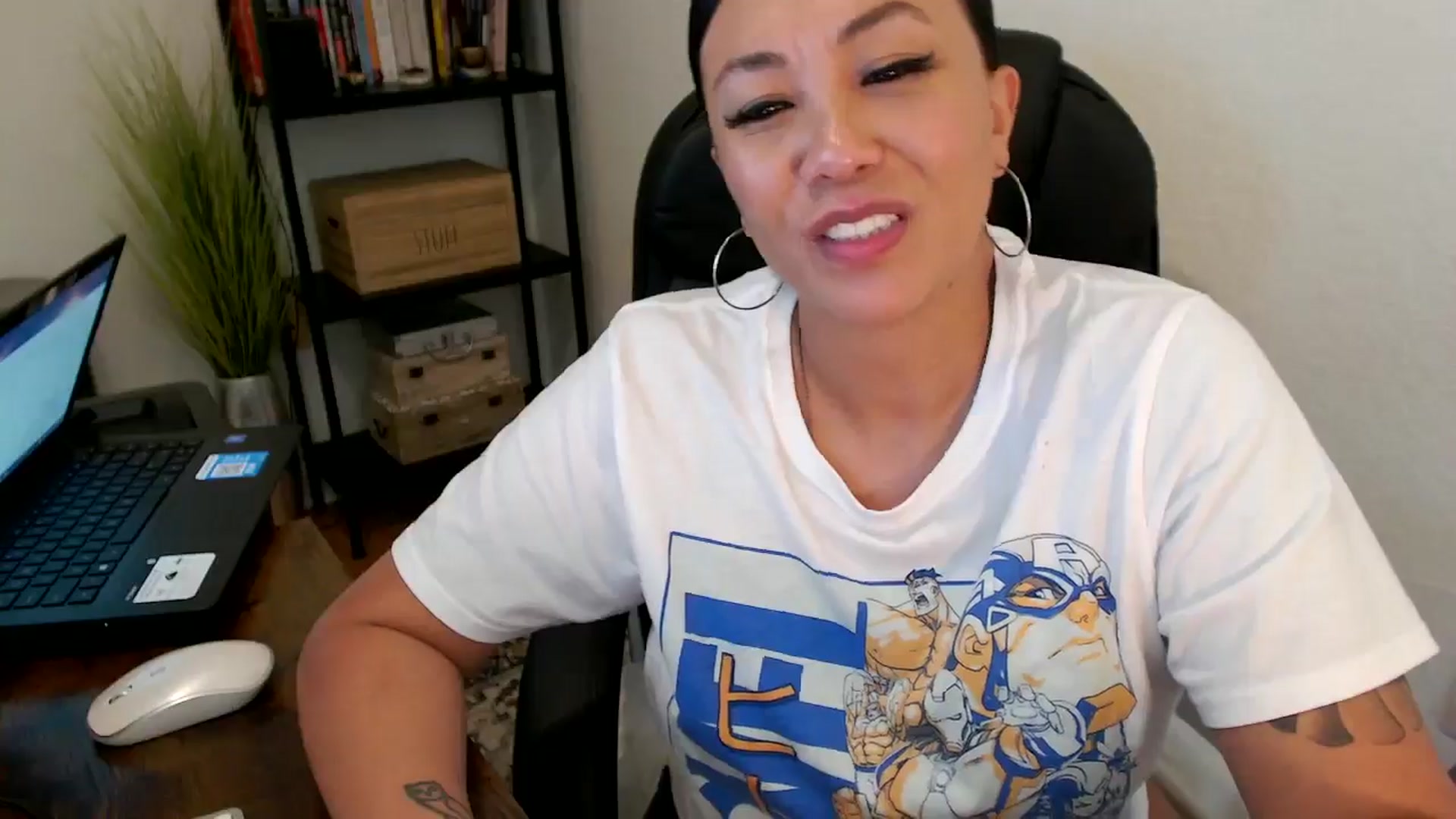 Gallery image thumbnail from MickaylaMoon's myfreecams stream on, 08/05/2024, 22:18 image 4 of 20