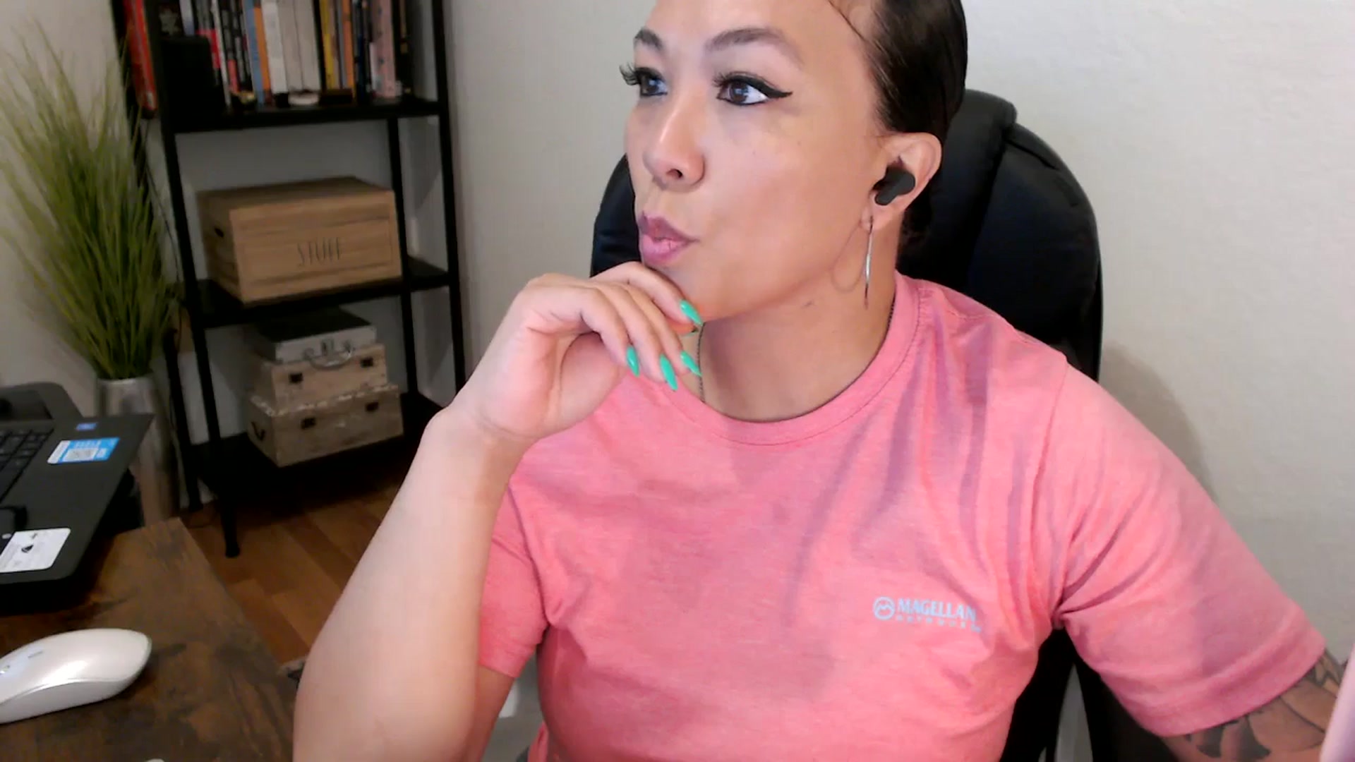 Gallery image thumbnail from MickaylaMoon's myfreecams stream on, 08/06/2024, 14:01 image 20 of 20