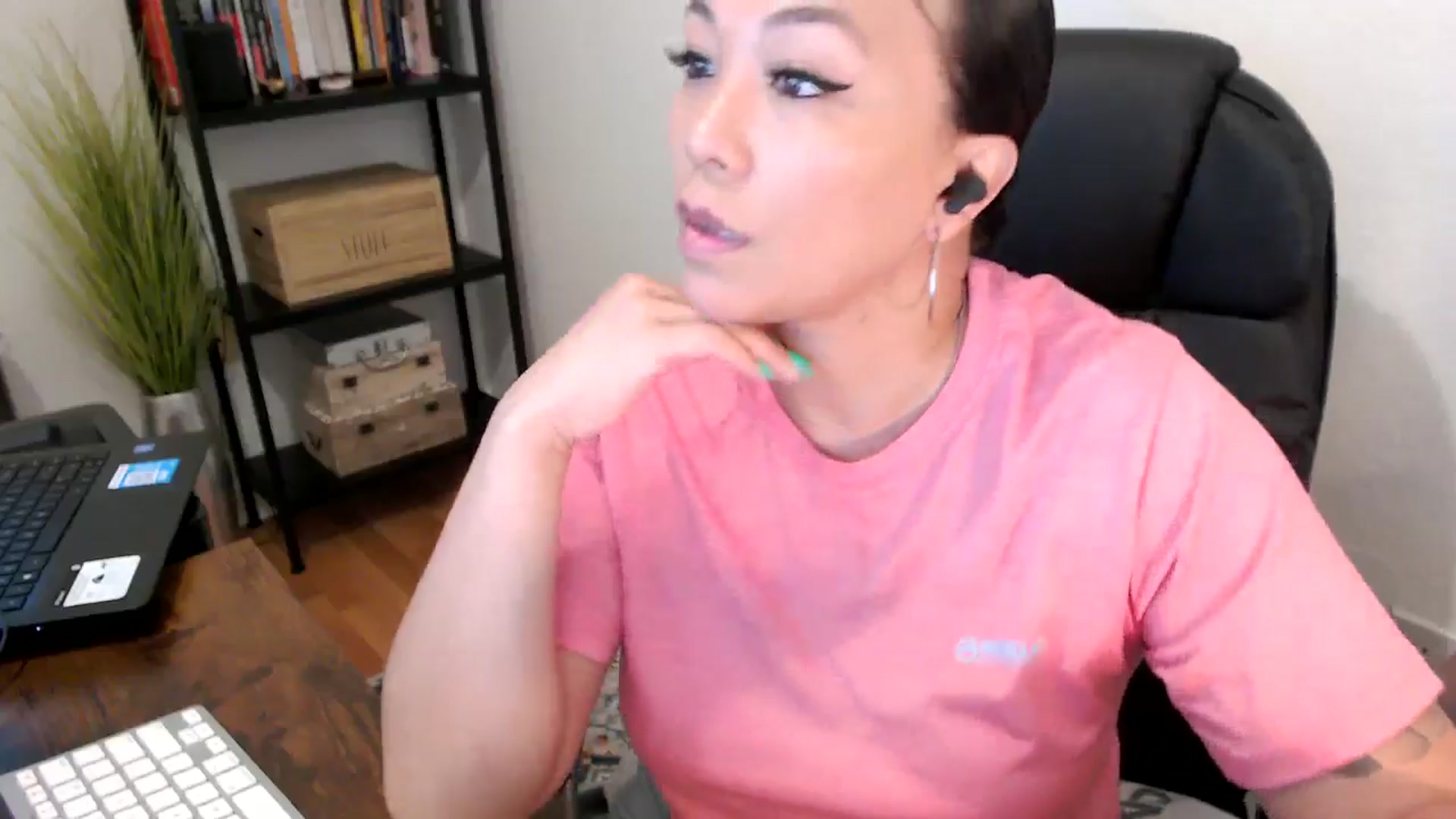 Gallery image thumbnail from MickaylaMoon's myfreecams stream on, 08/06/2024, 14:41 image 8 of 20