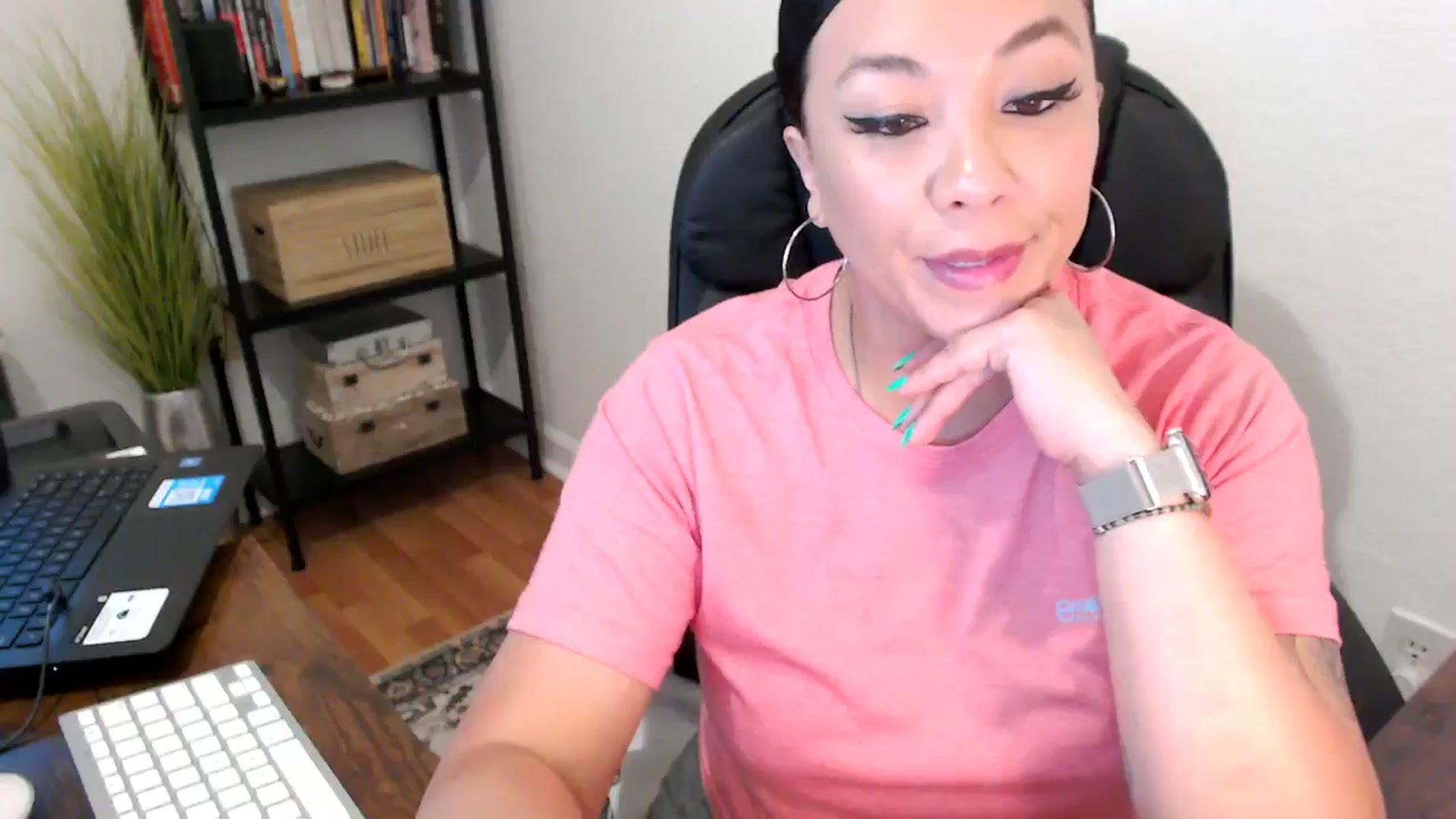 Gallery image thumbnail from MickaylaMoon's myfreecams stream on, 08/06/2024, 17:08 image 20 of 20
