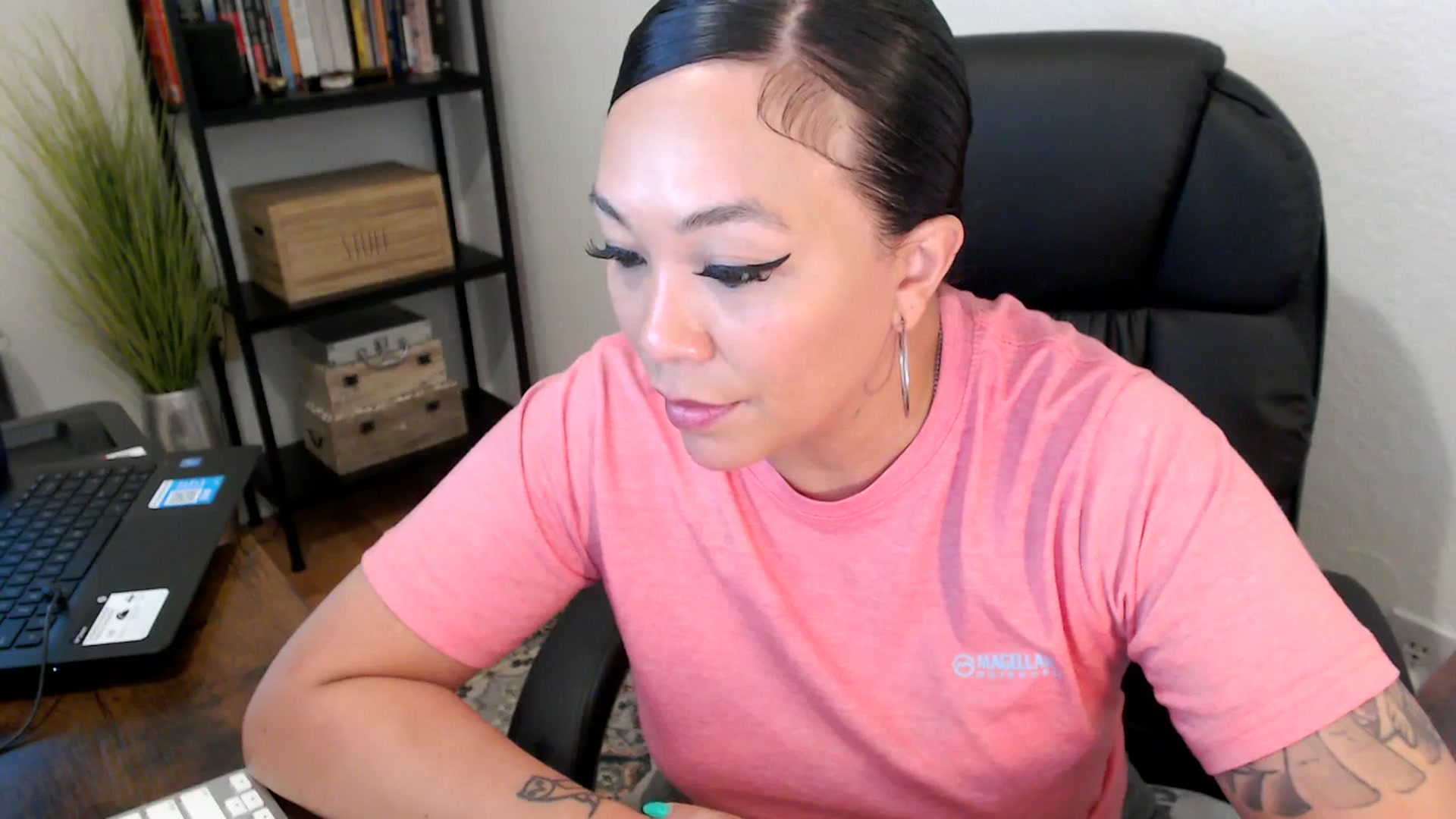 Gallery image thumbnail from MickaylaMoon's myfreecams stream on, 08/06/2024, 17:08 image 4 of 20